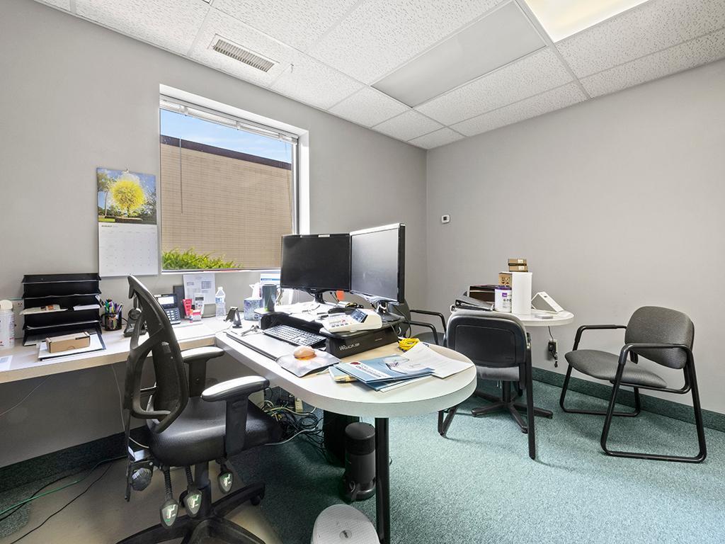 2525 Nevada Avenue N