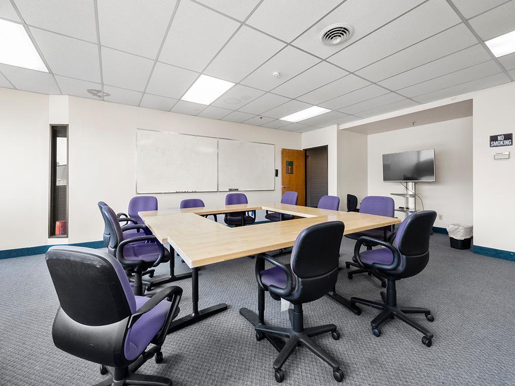 2525 Nevada Avenue N