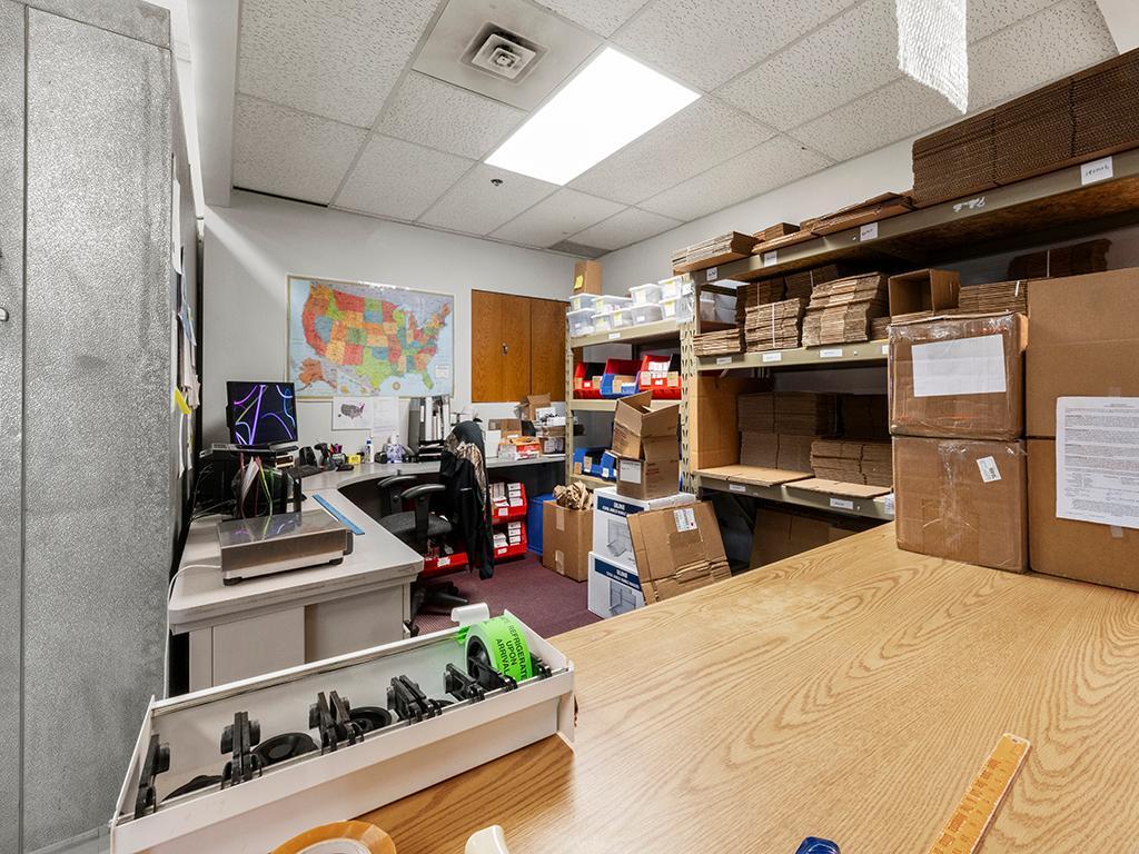 2525 Nevada Avenue N