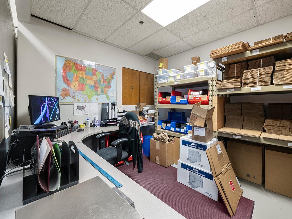 2525 Nevada Avenue N