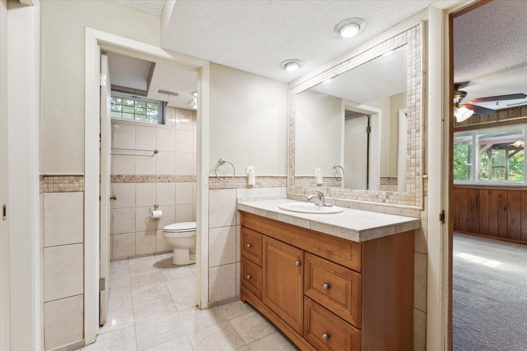 2021 Winnetka Avenue N