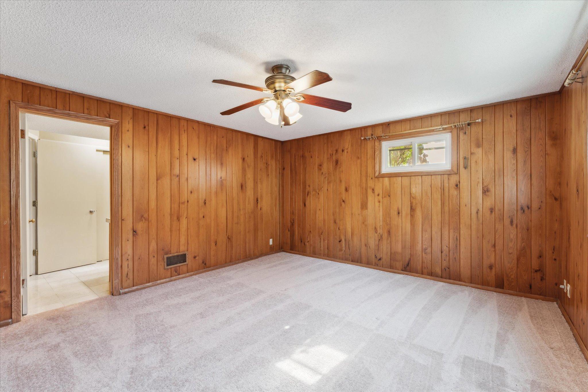 2021 Winnetka Avenue N