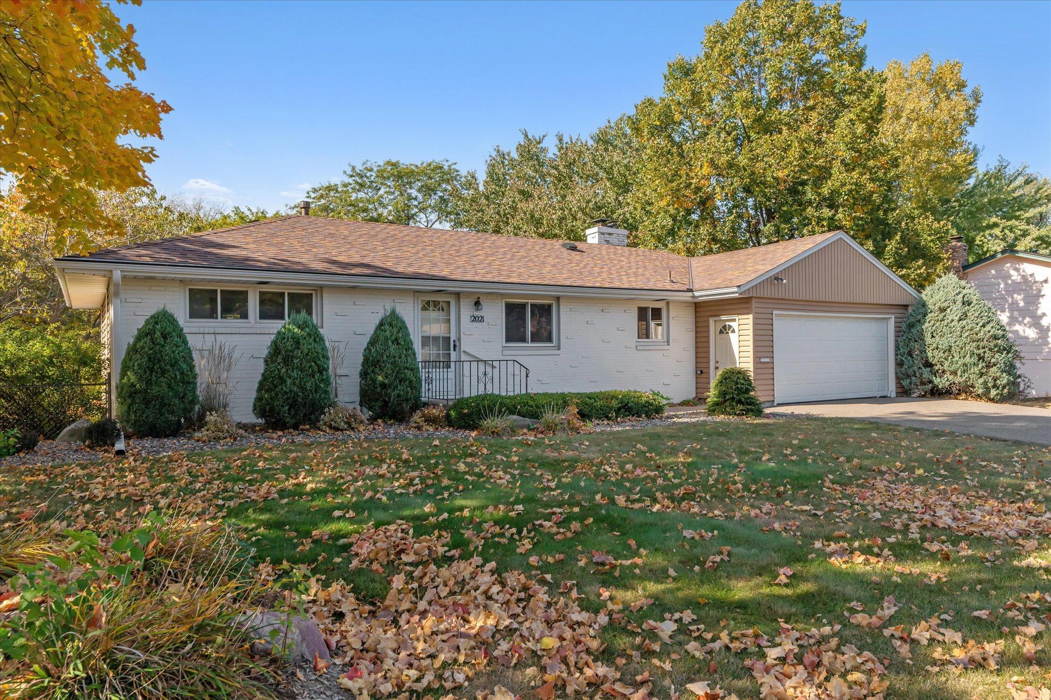 2021 Winnetka Avenue N