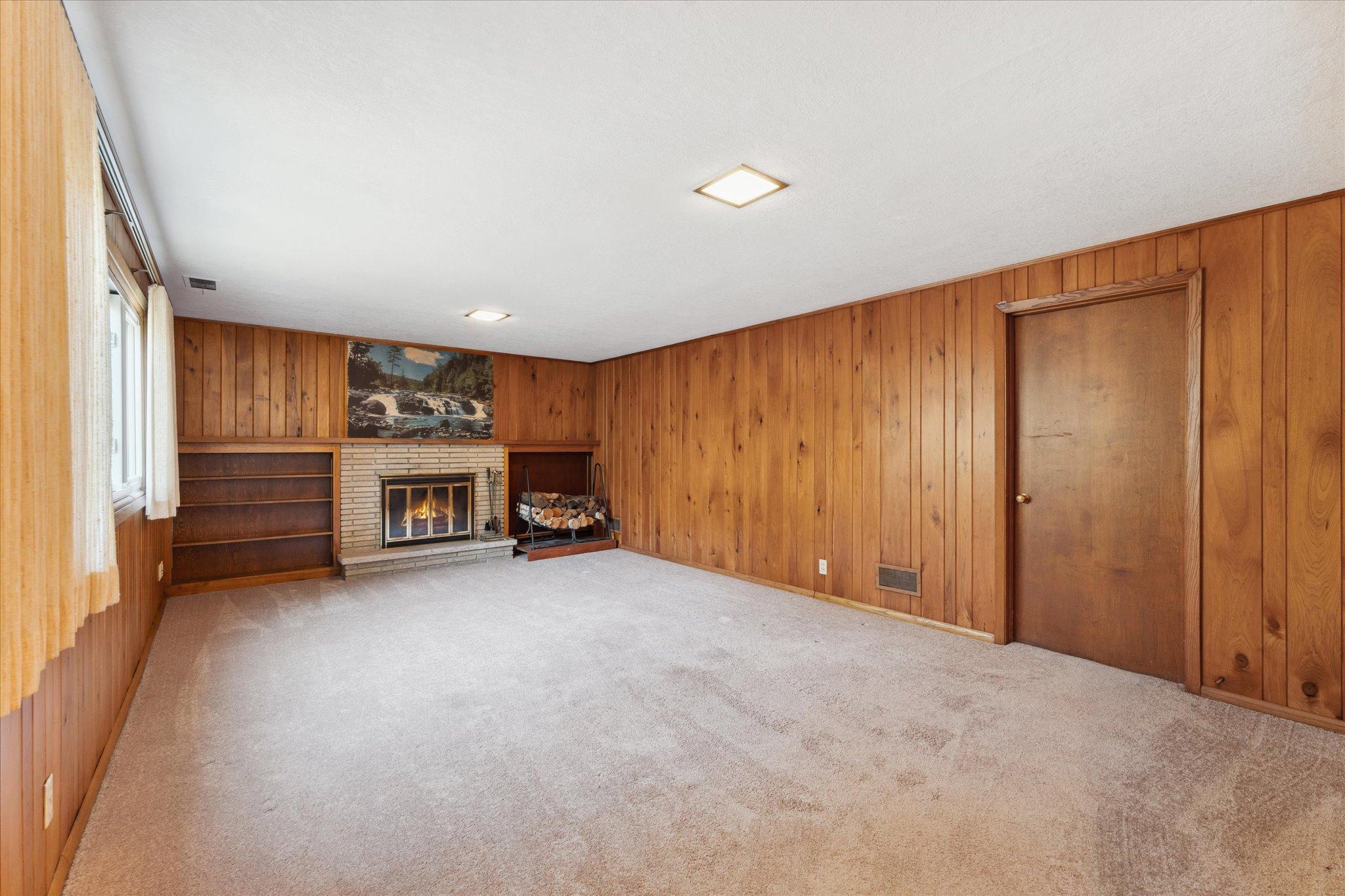 2021 Winnetka Avenue N