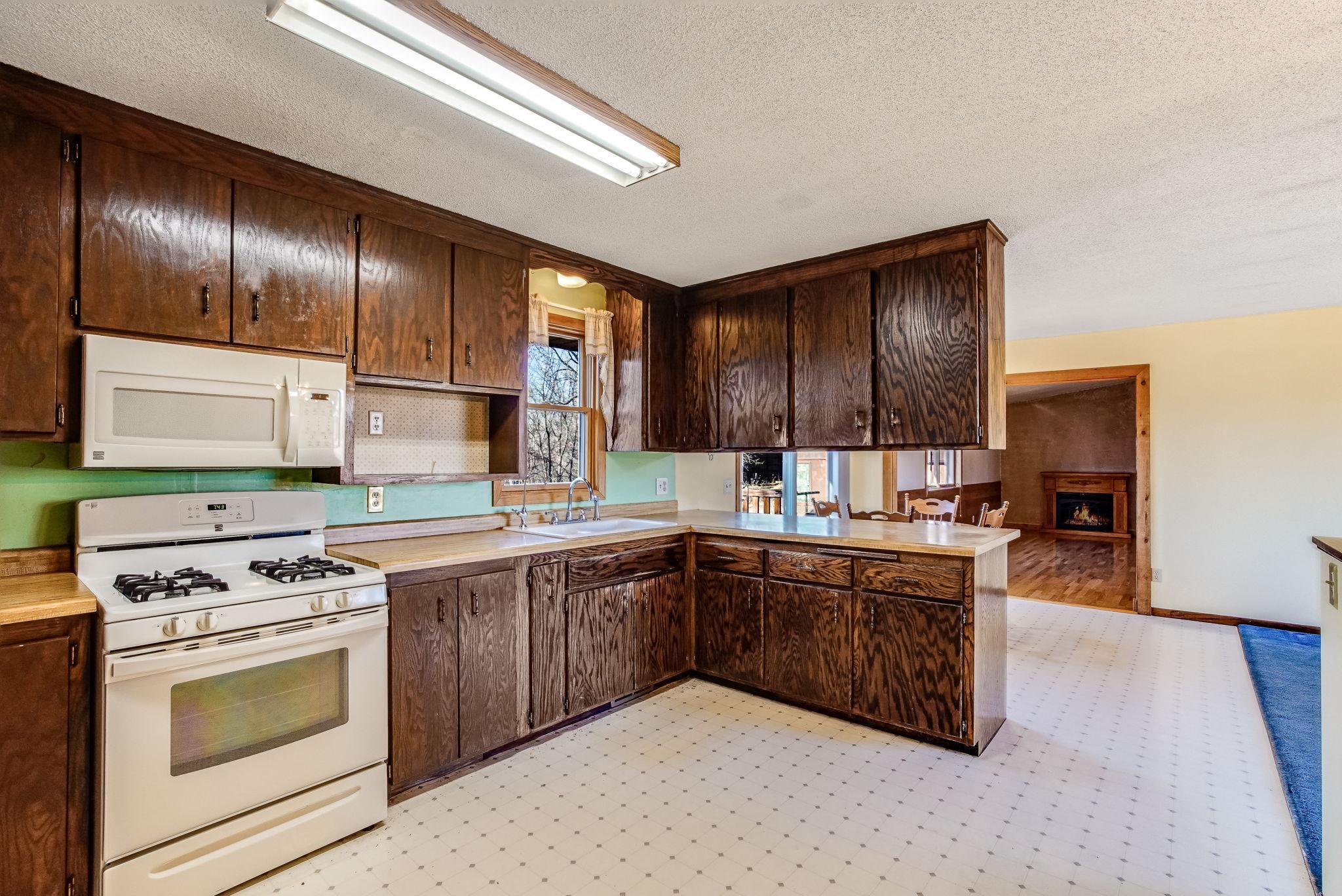 22980 Jarvis Street NW