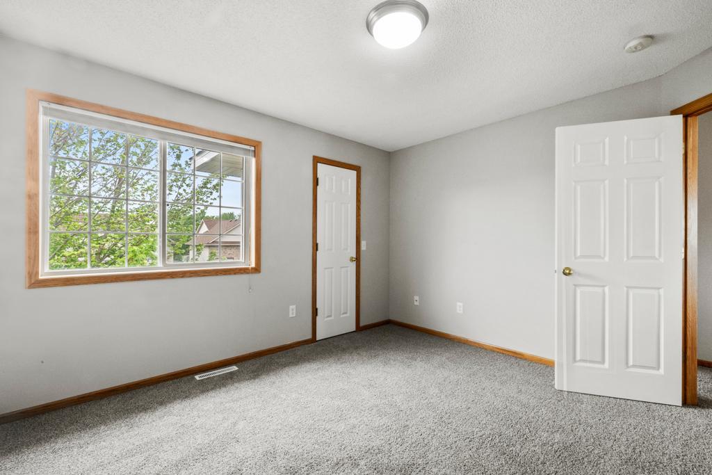 22433 Evergreen Circle