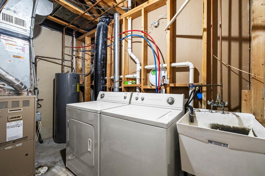 22433 Evergreen Circle