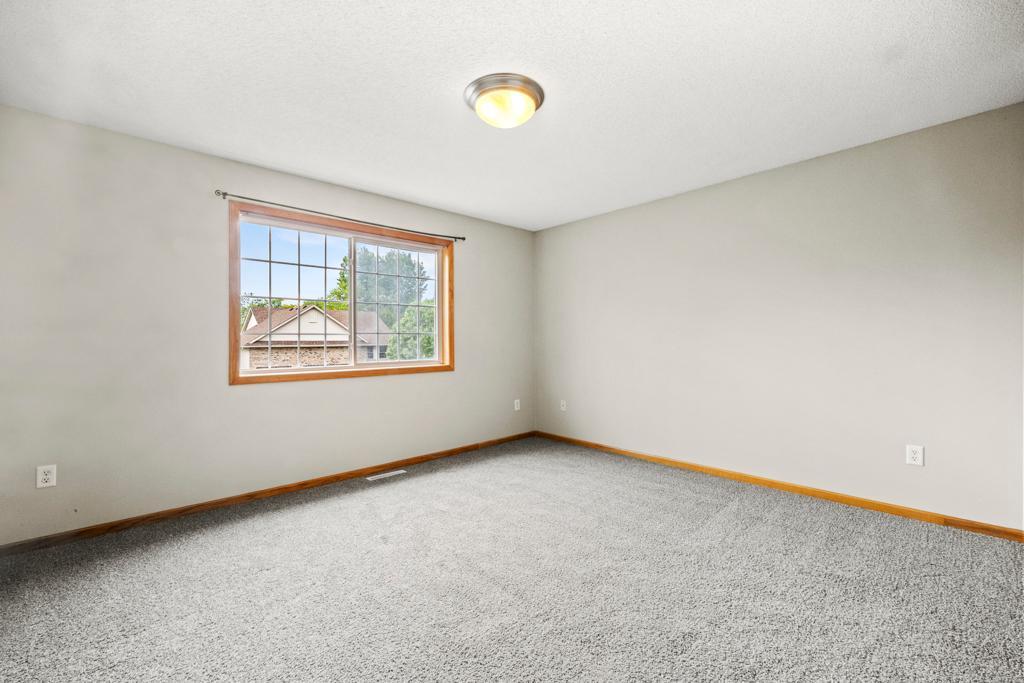 22433 Evergreen Circle