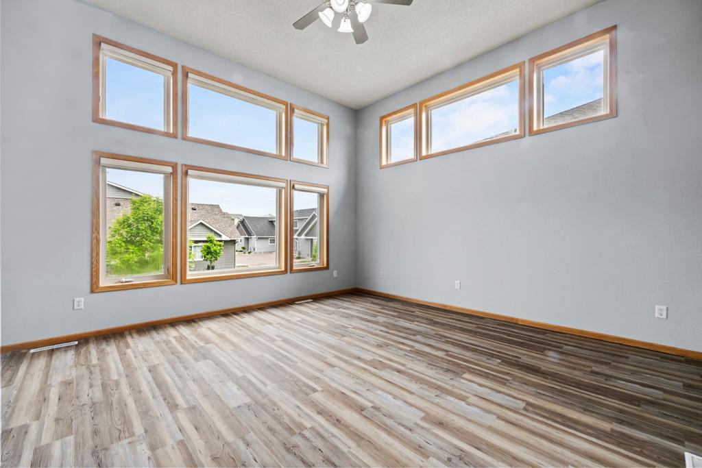 22433 Evergreen Circle