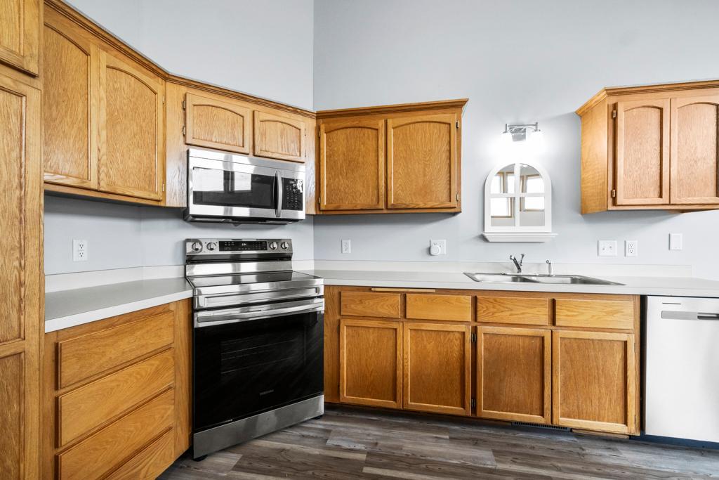 22433 Evergreen Circle