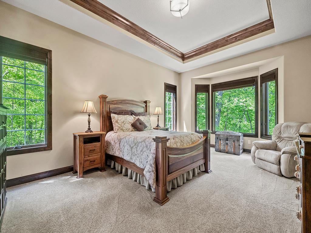 4350 Golfview Drive