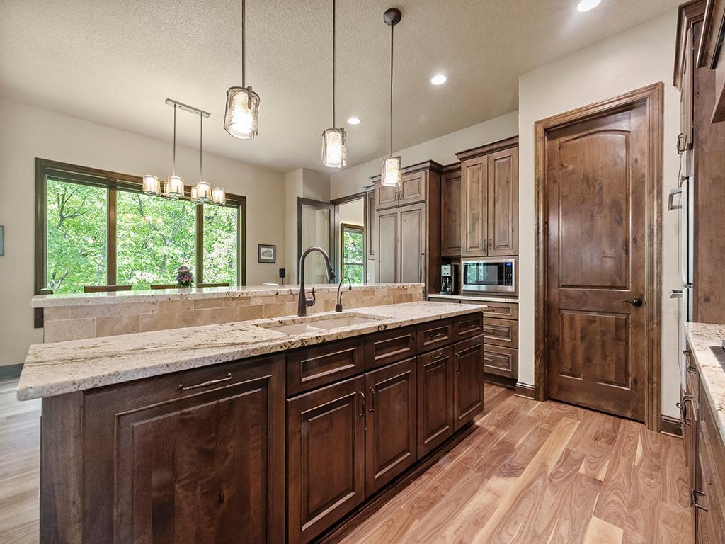 4350 Golfview Drive