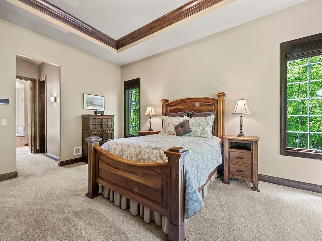 4350 Golfview Drive