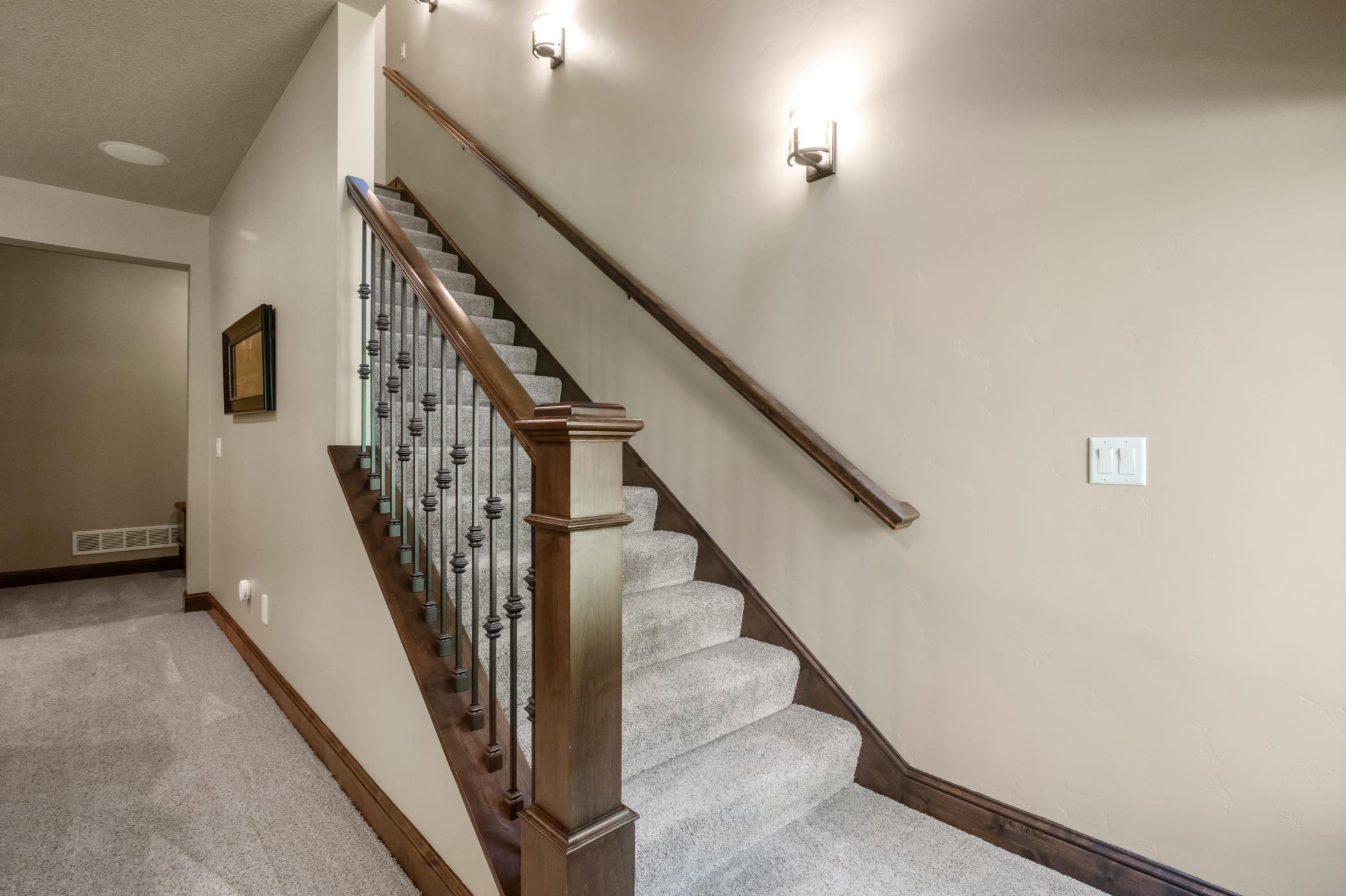 4350 Golfview Drive