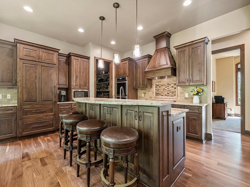 4350 Golfview Drive