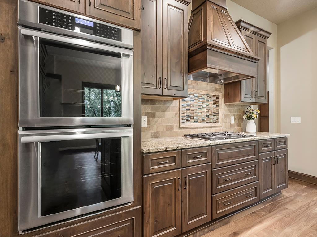 4350 Golfview Drive