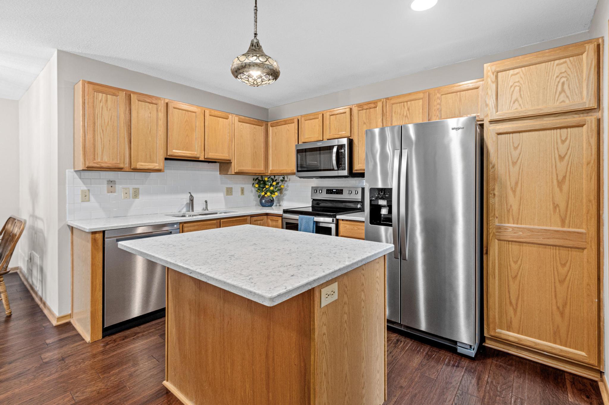 528 Mission Hills Drive