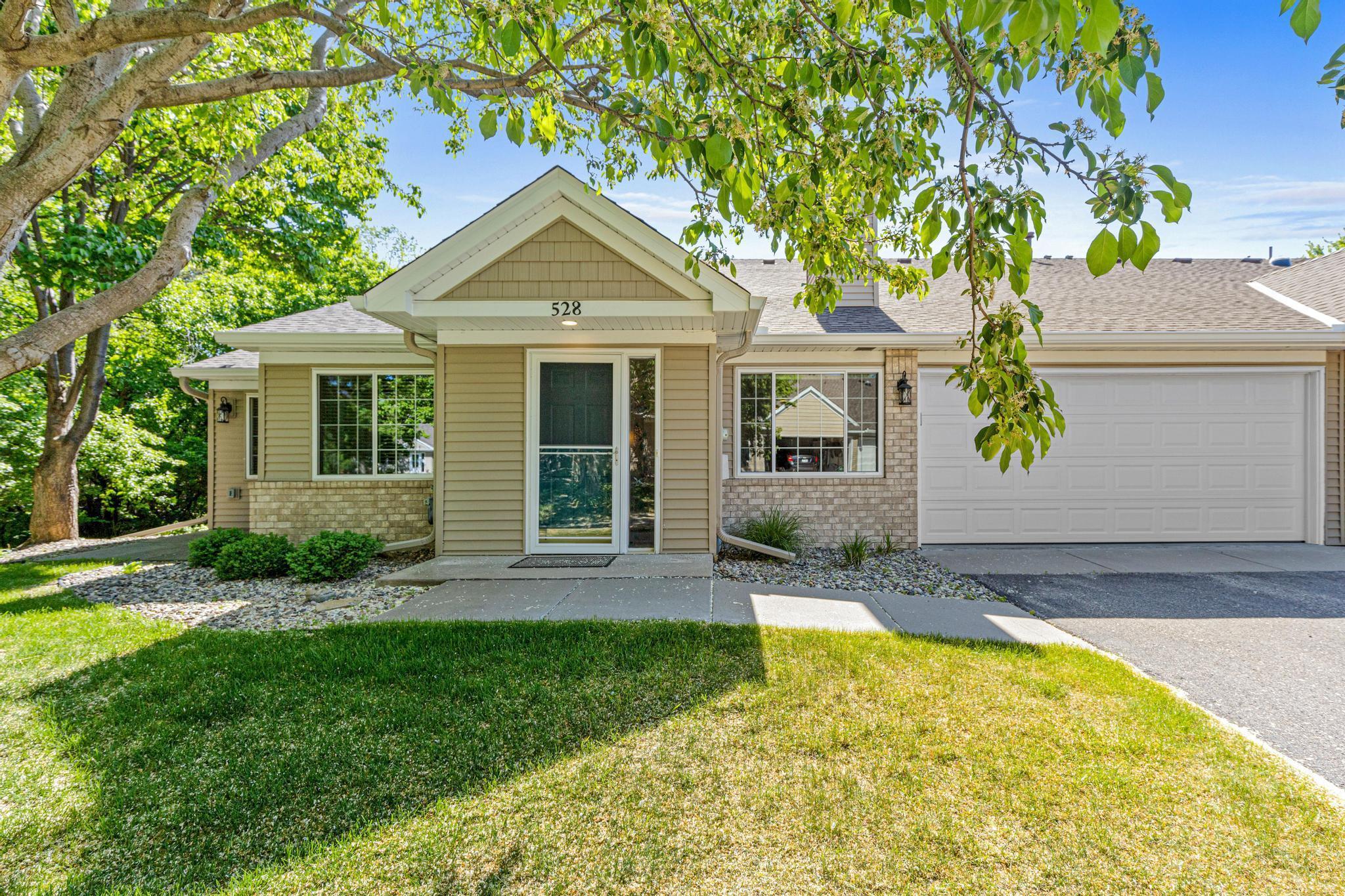 528 Mission Hills Drive