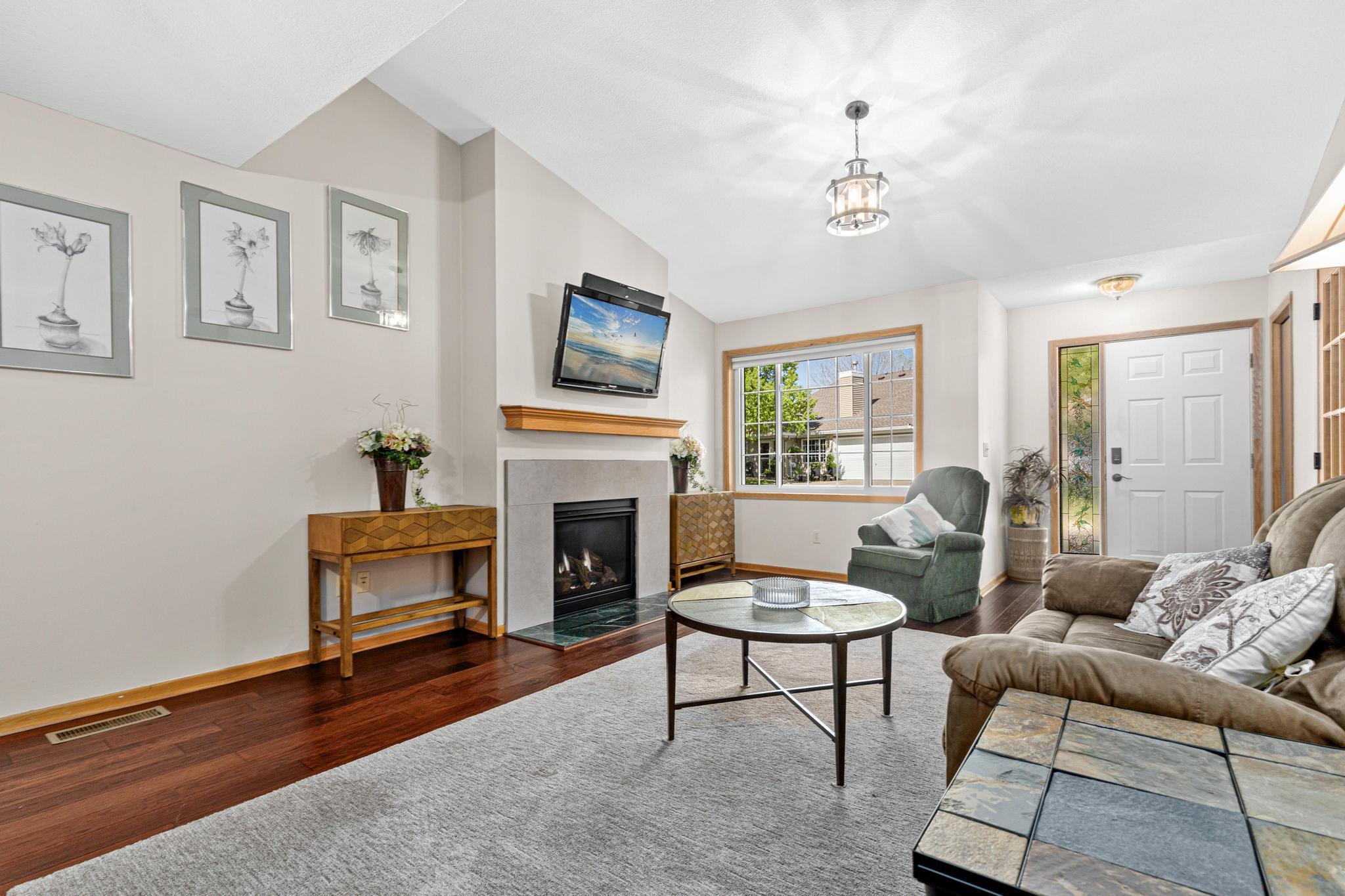 528 Mission Hills Drive