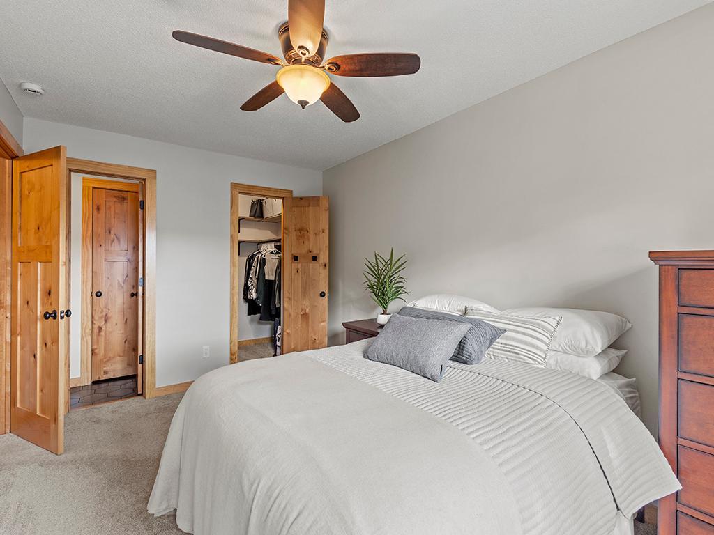 8419 W 97 1/2 Street