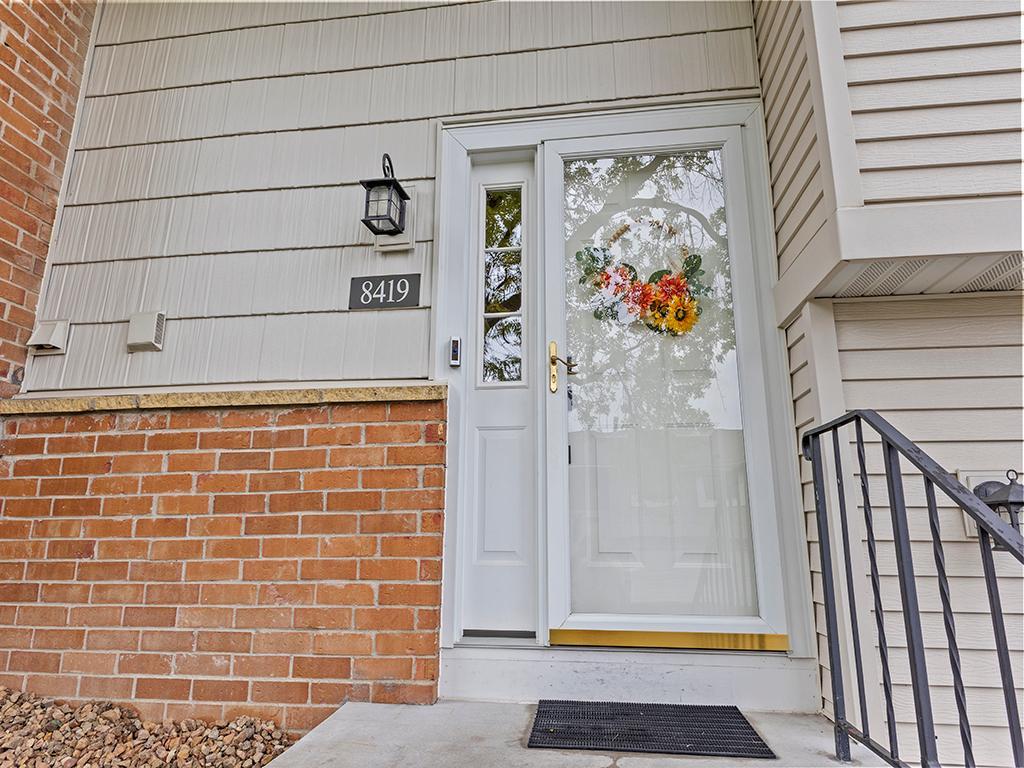 8419 W 97 1/2 Street