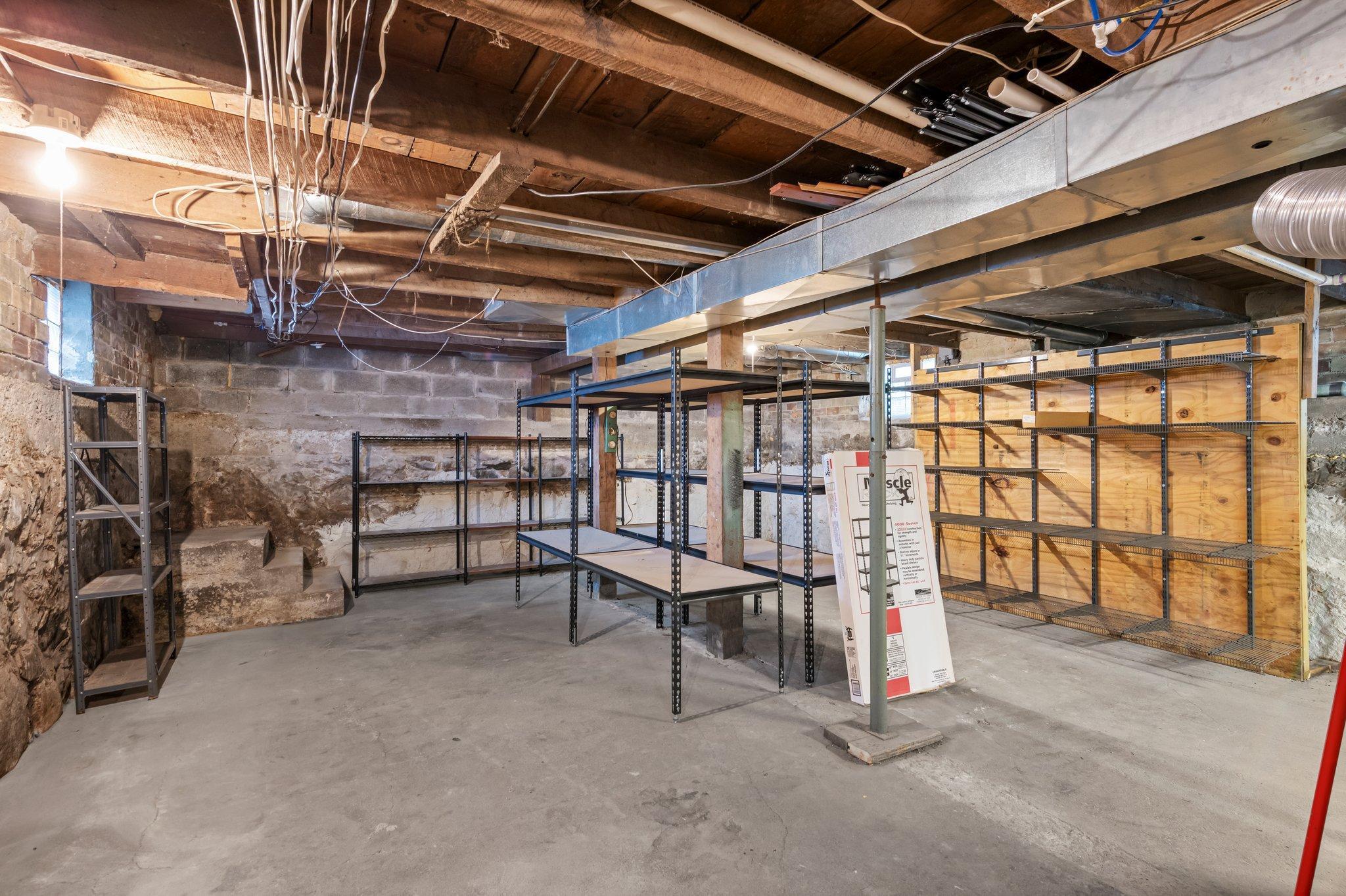 31513 Naples Street NE