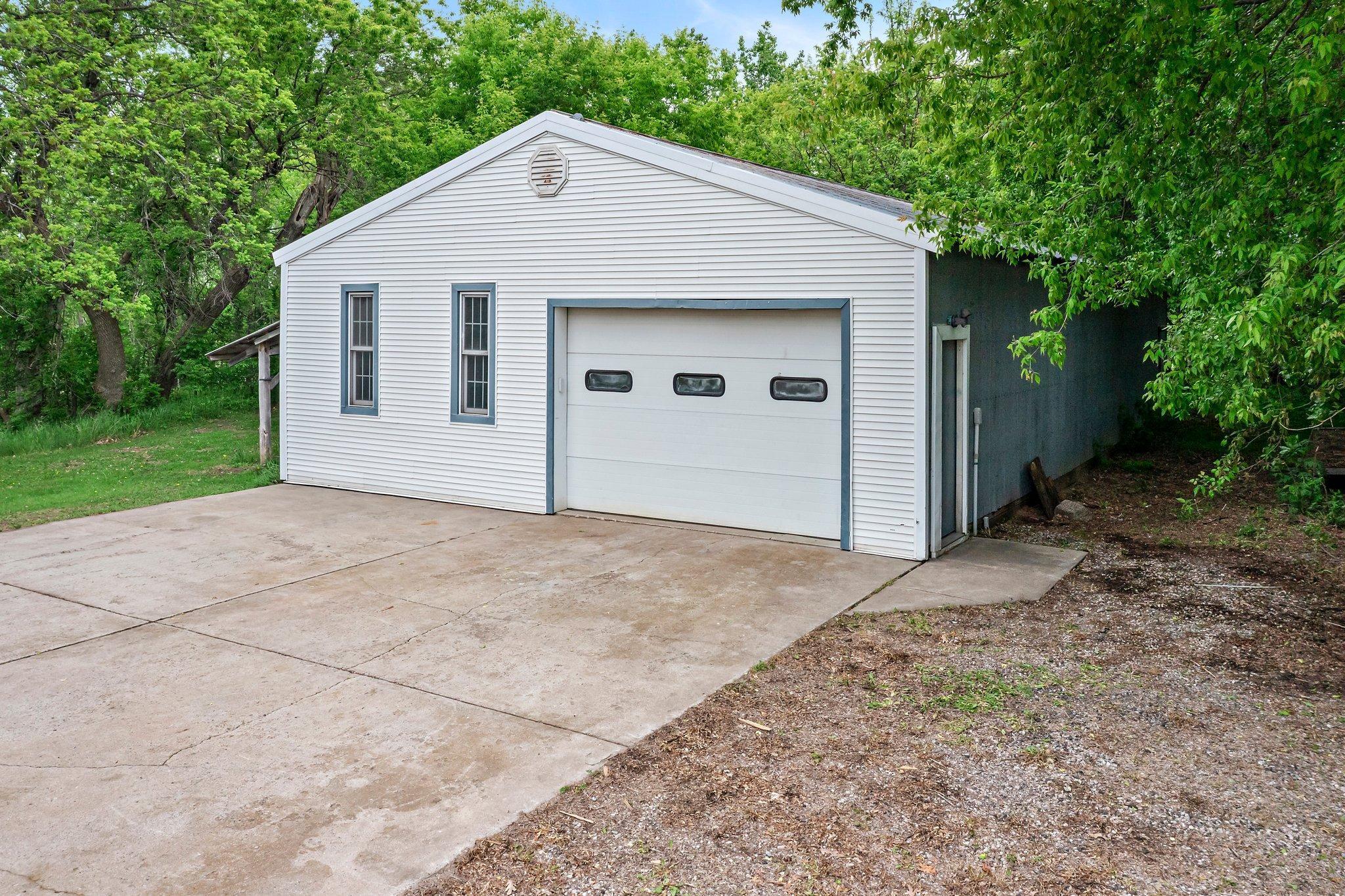 31513 Naples Street NE