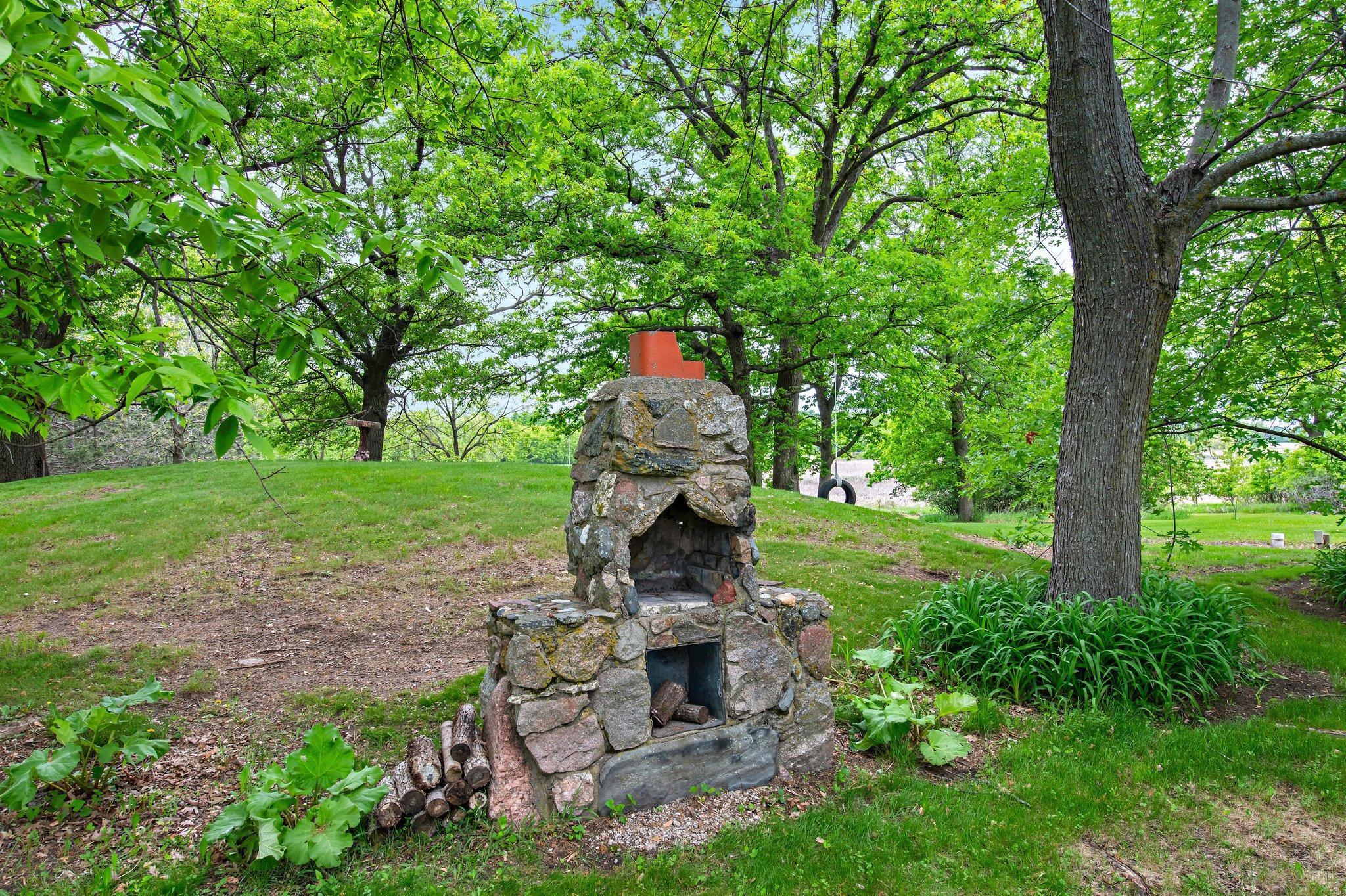 31513 Naples Street NE