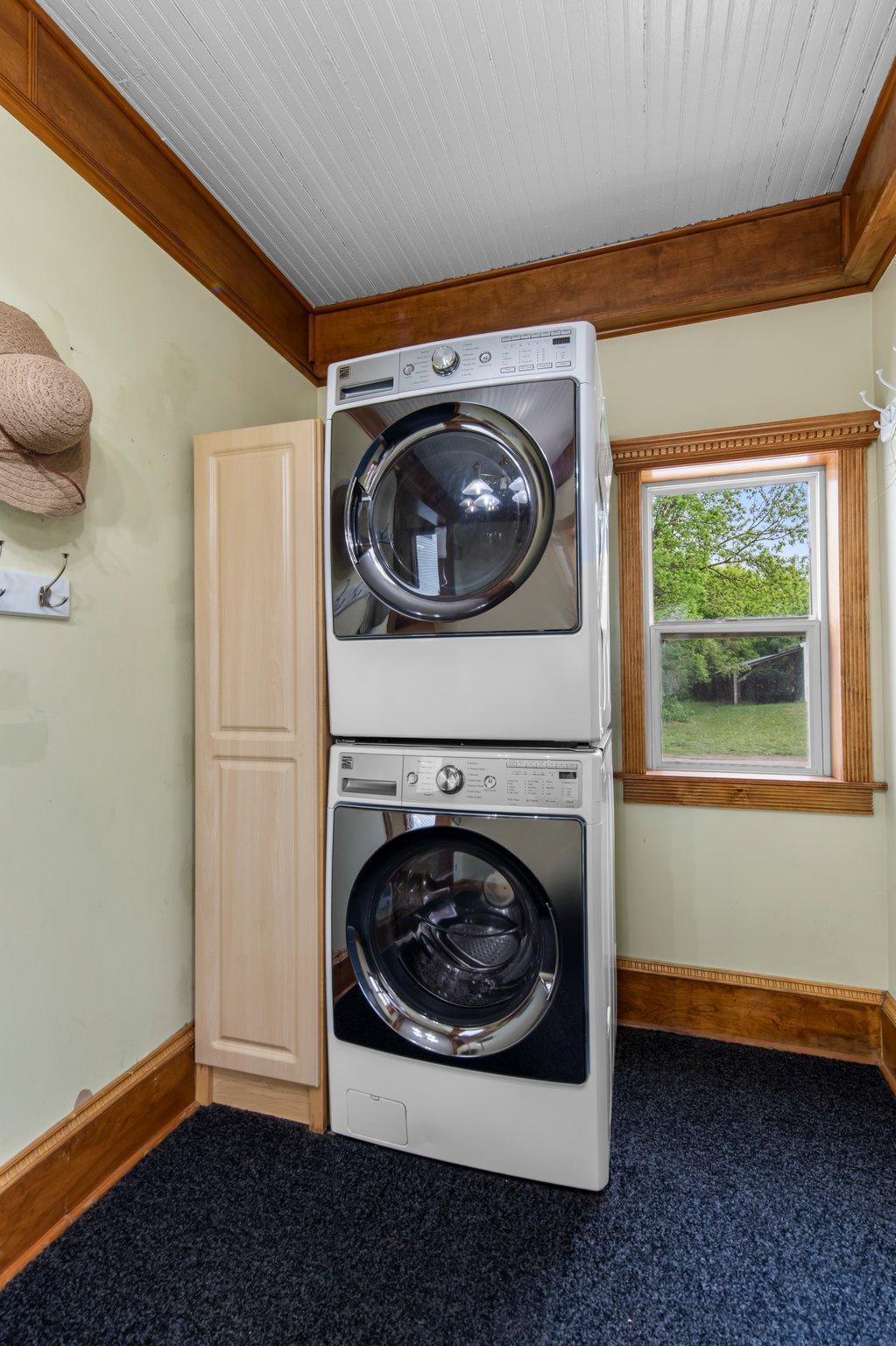 31513 Naples Street NE