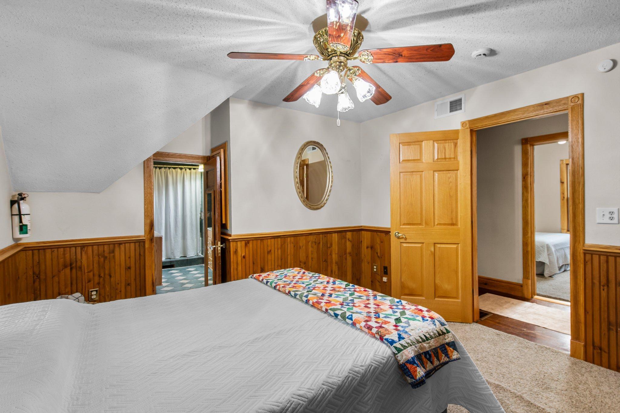 31513 Naples Street NE