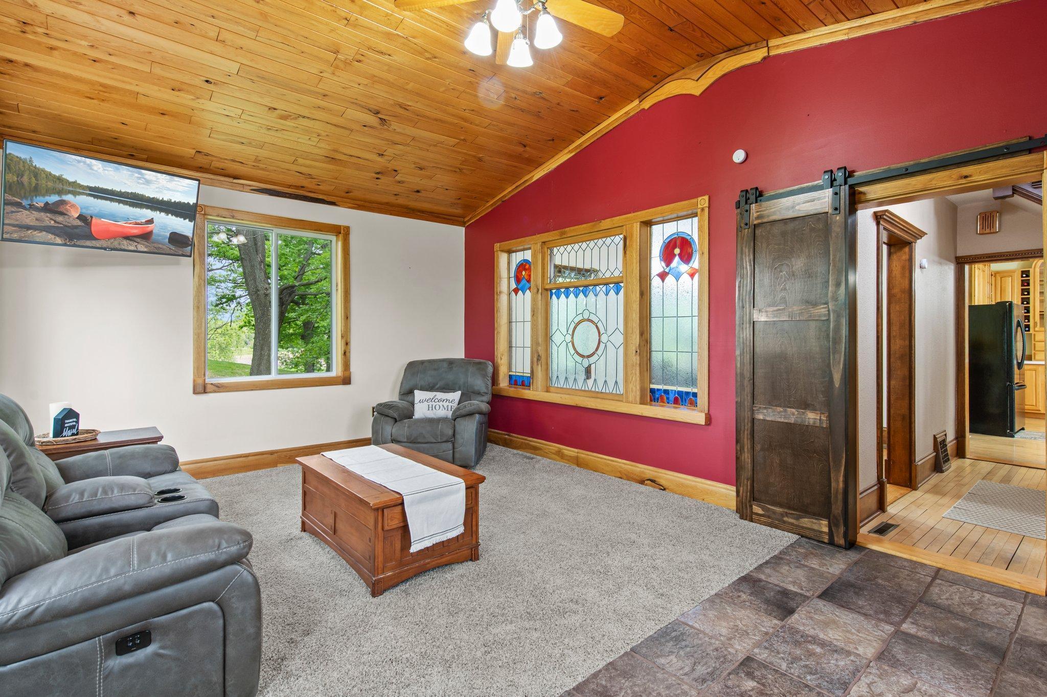 31513 Naples Street NE