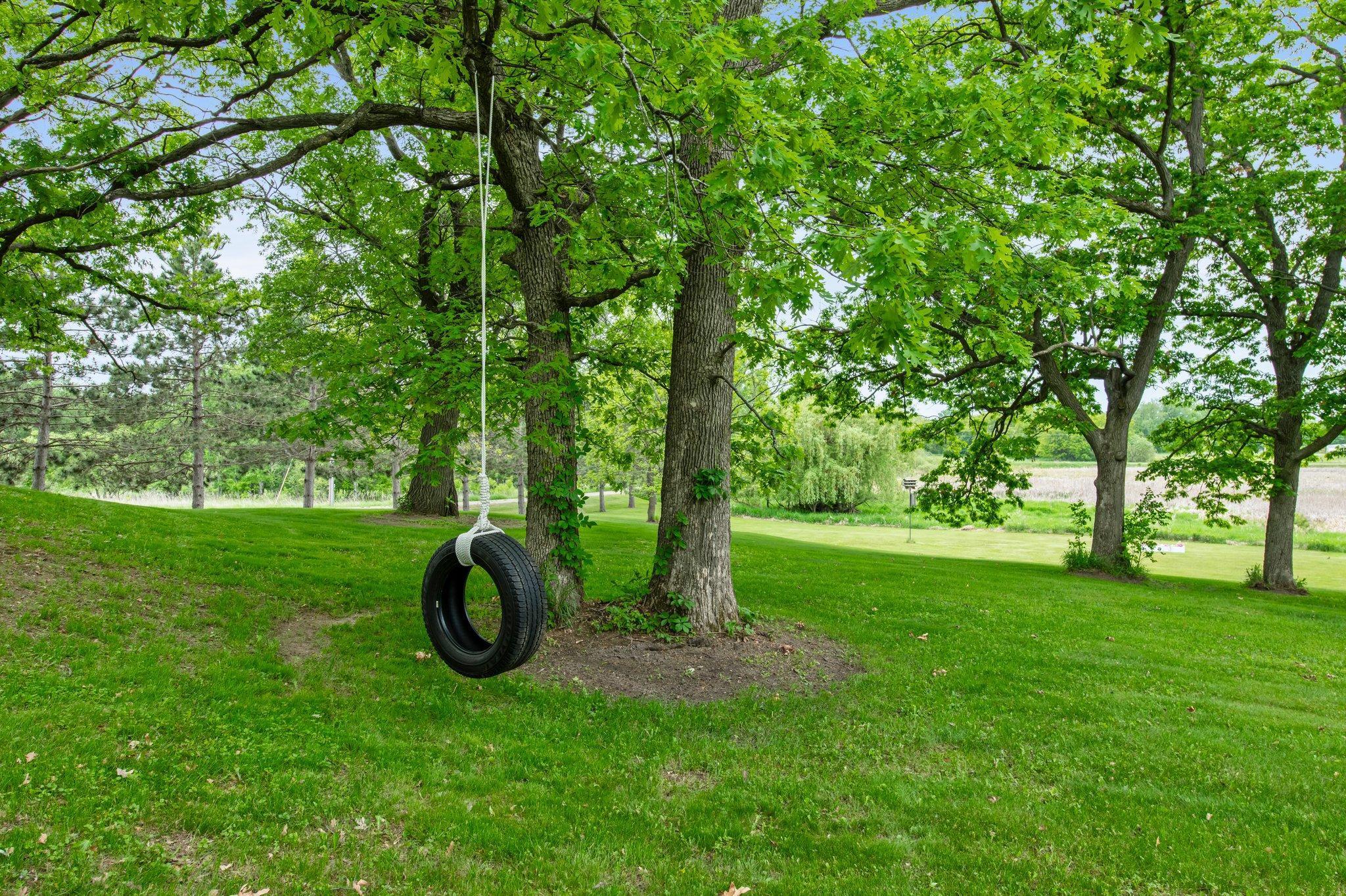 31513 Naples Street NE