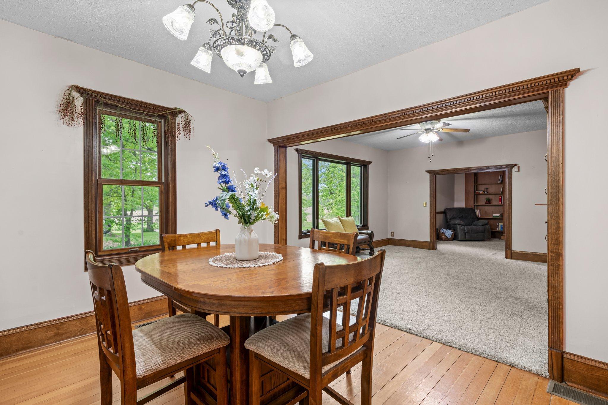 31513 Naples Street NE