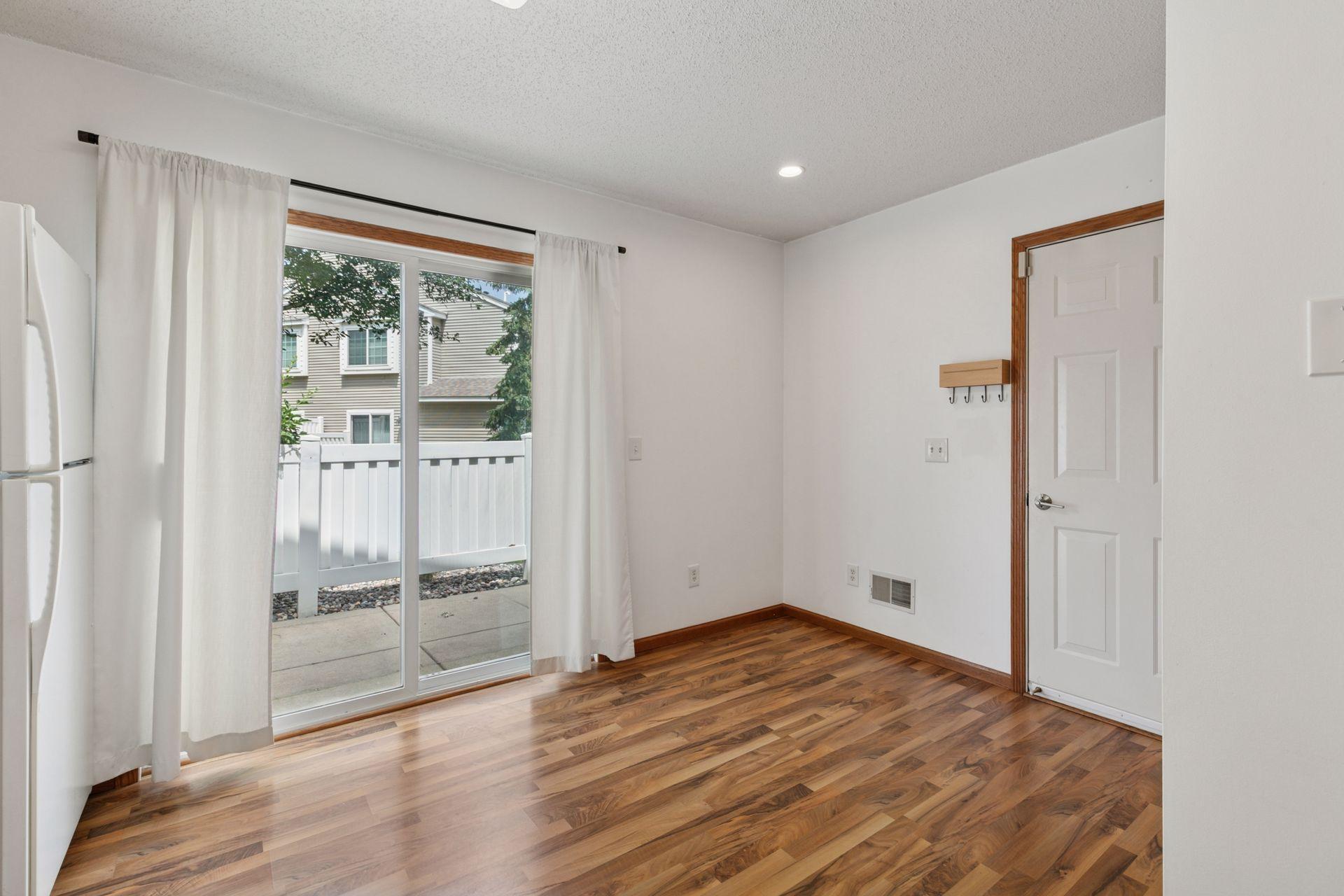 2732 Wagon Wheel Curve