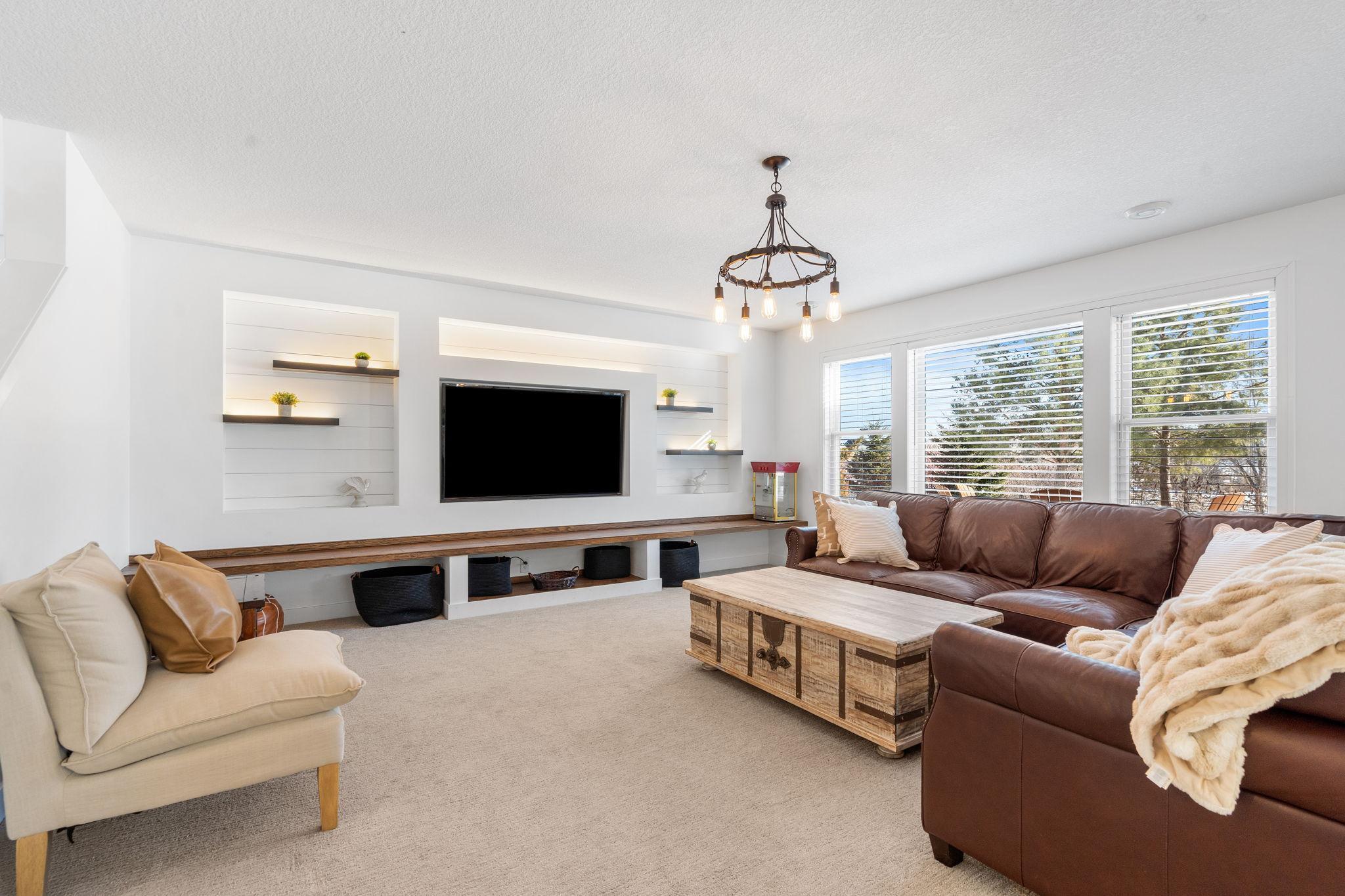 2479 Woods Drive