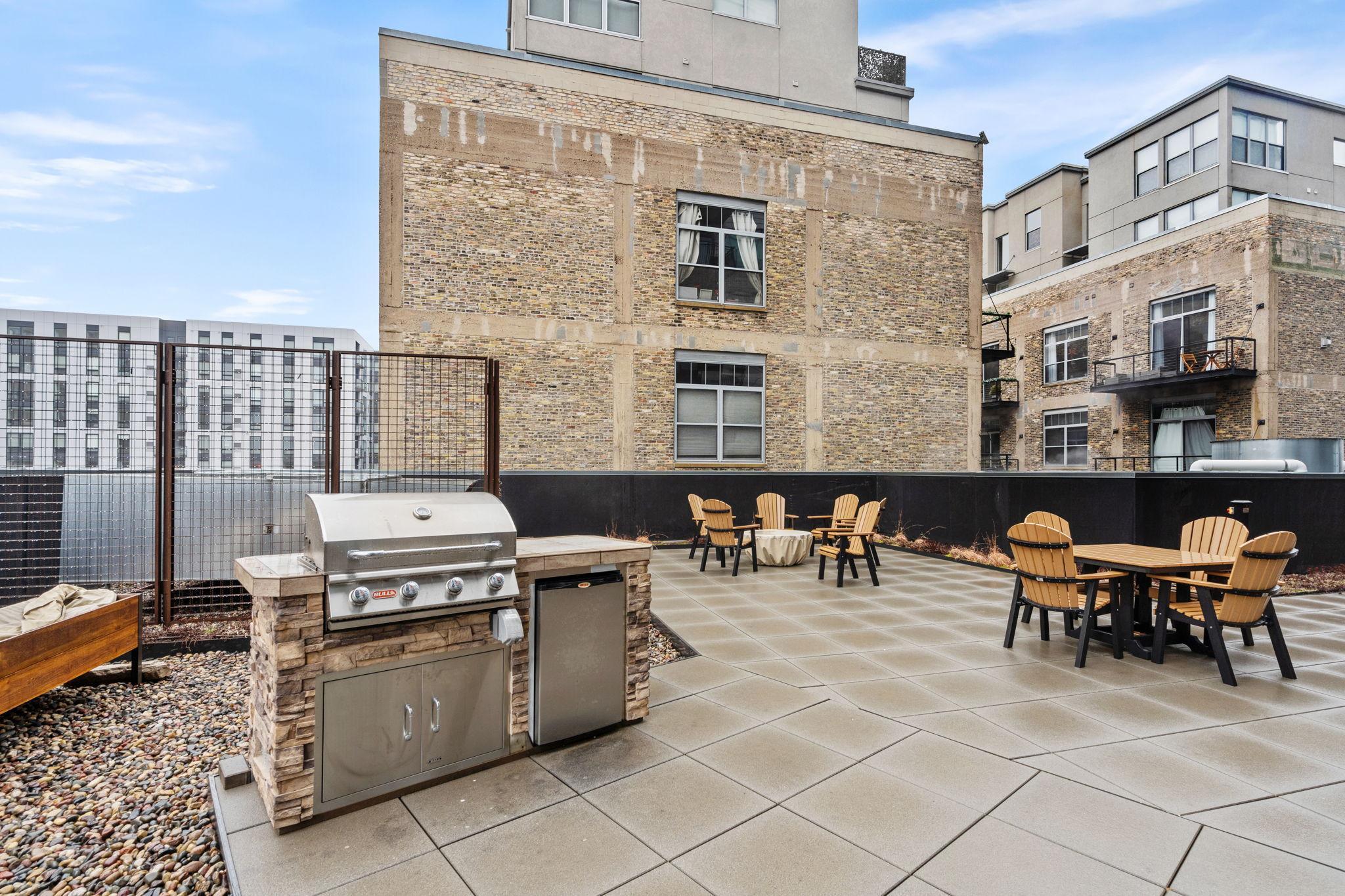740 Portland Avenue Unit: 906