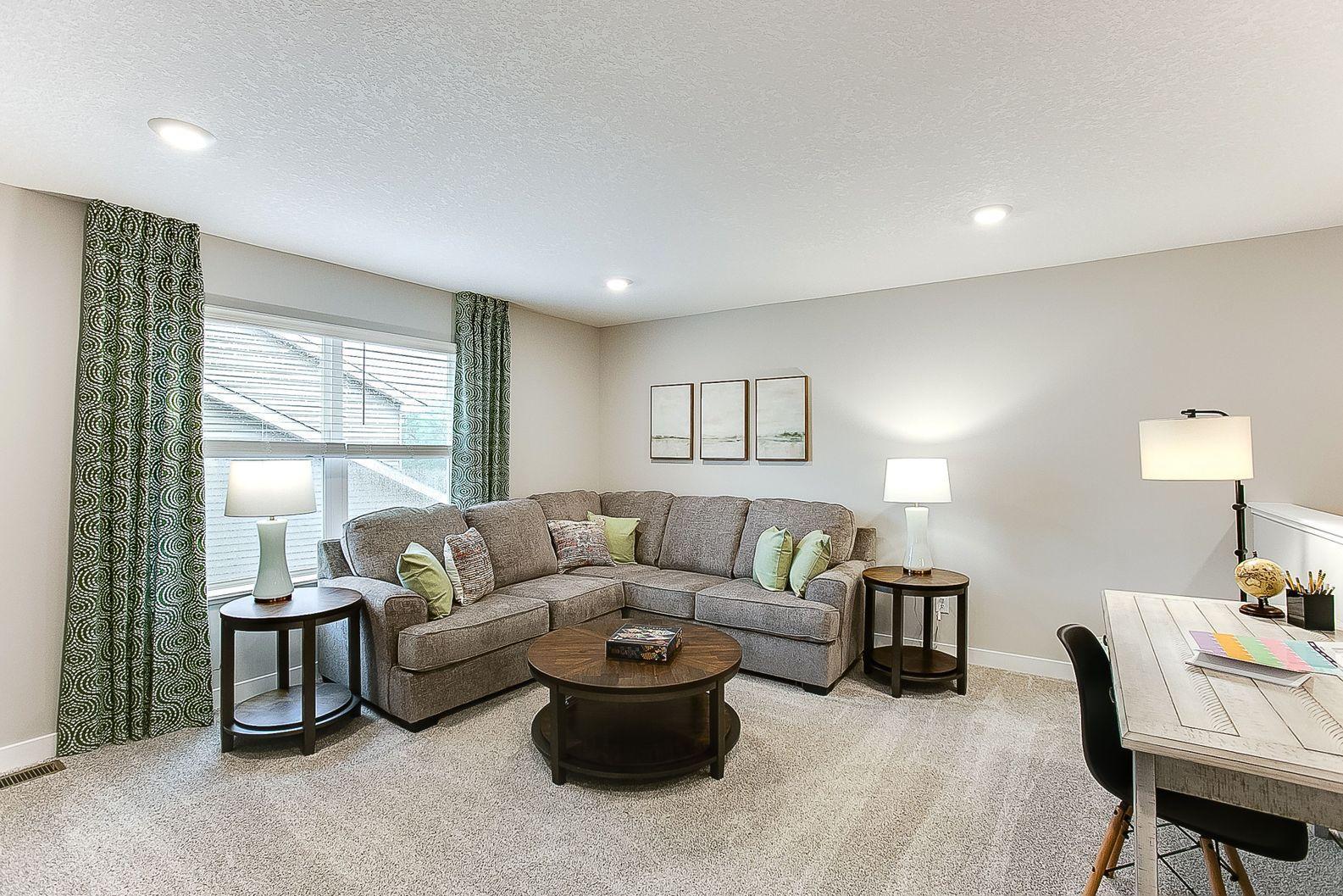 1728 Oak Creek Pass