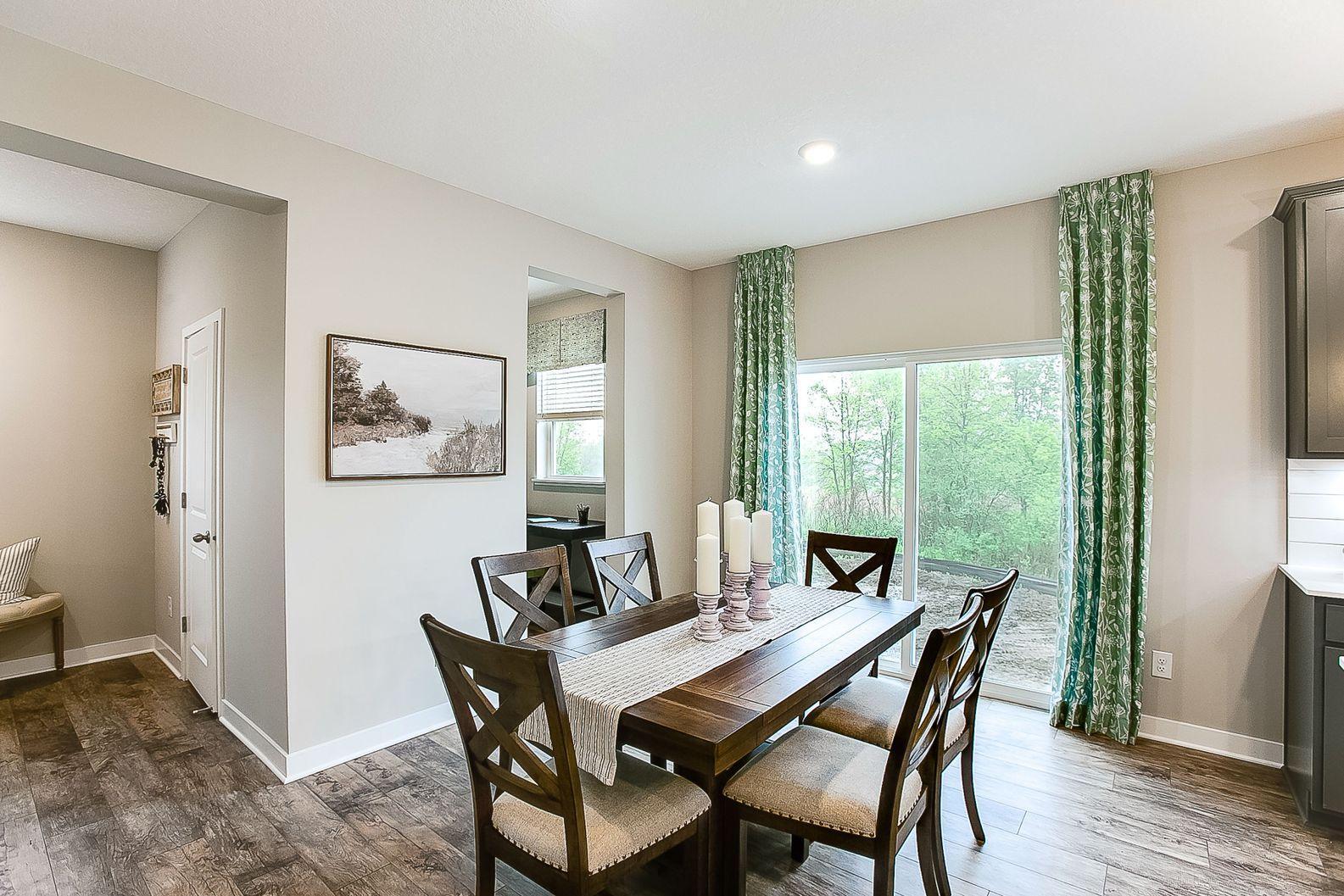 1728 Oak Creek Pass