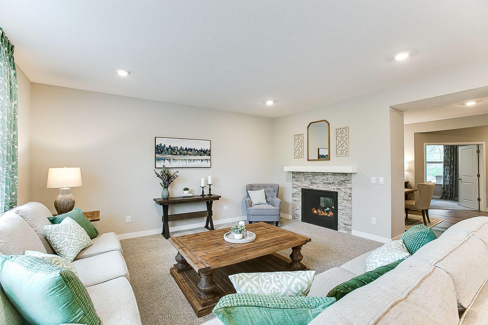 1728 Oak Creek Pass