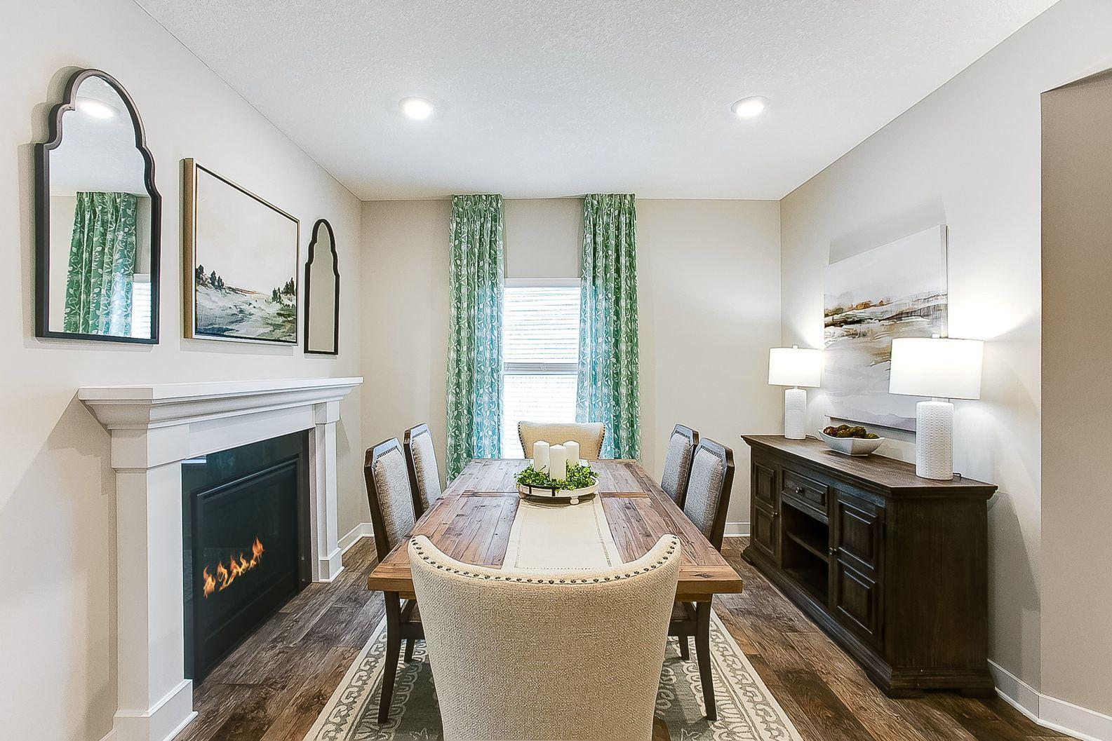 1728 Oak Creek Pass