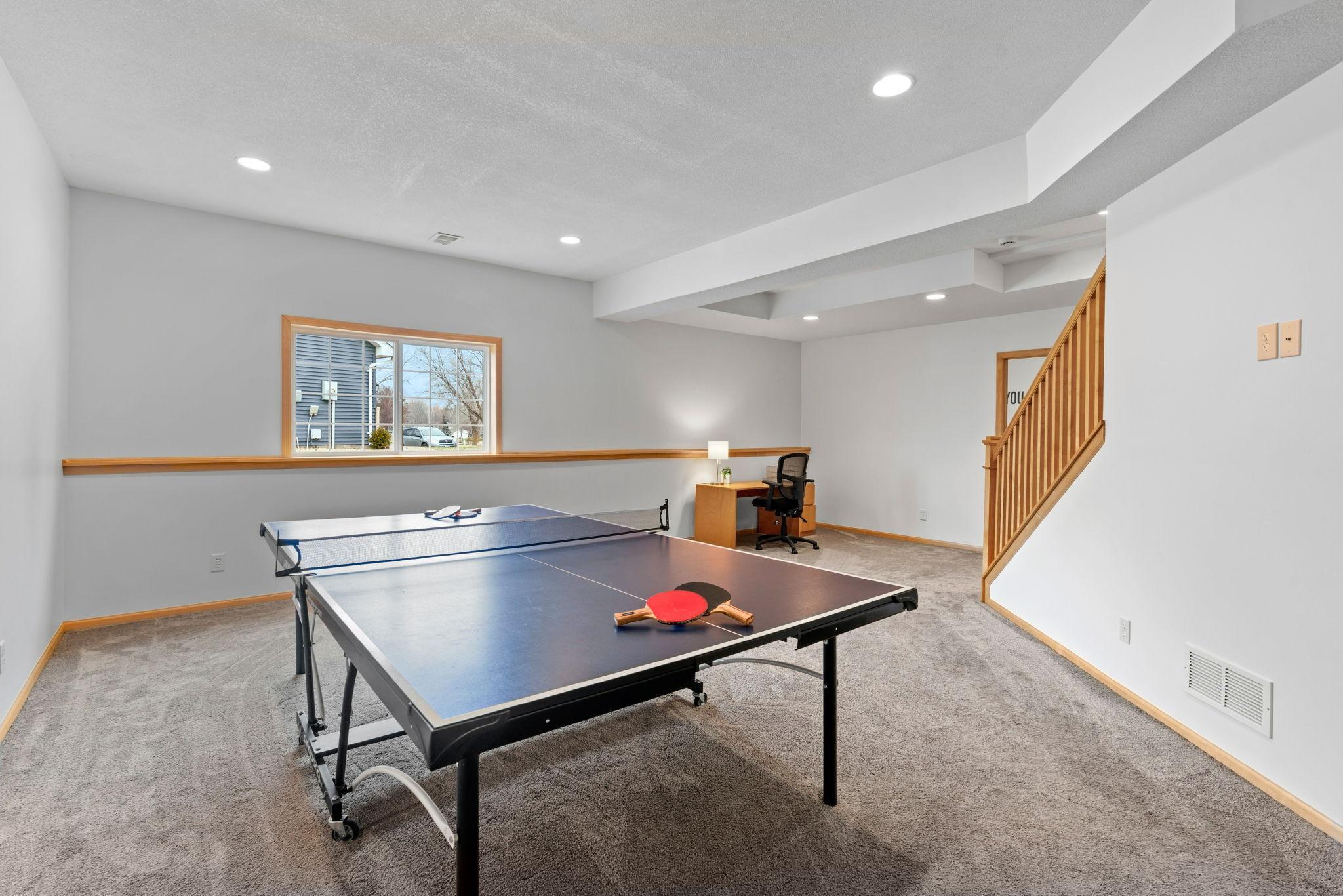 4574 Hummingbird Trail NE