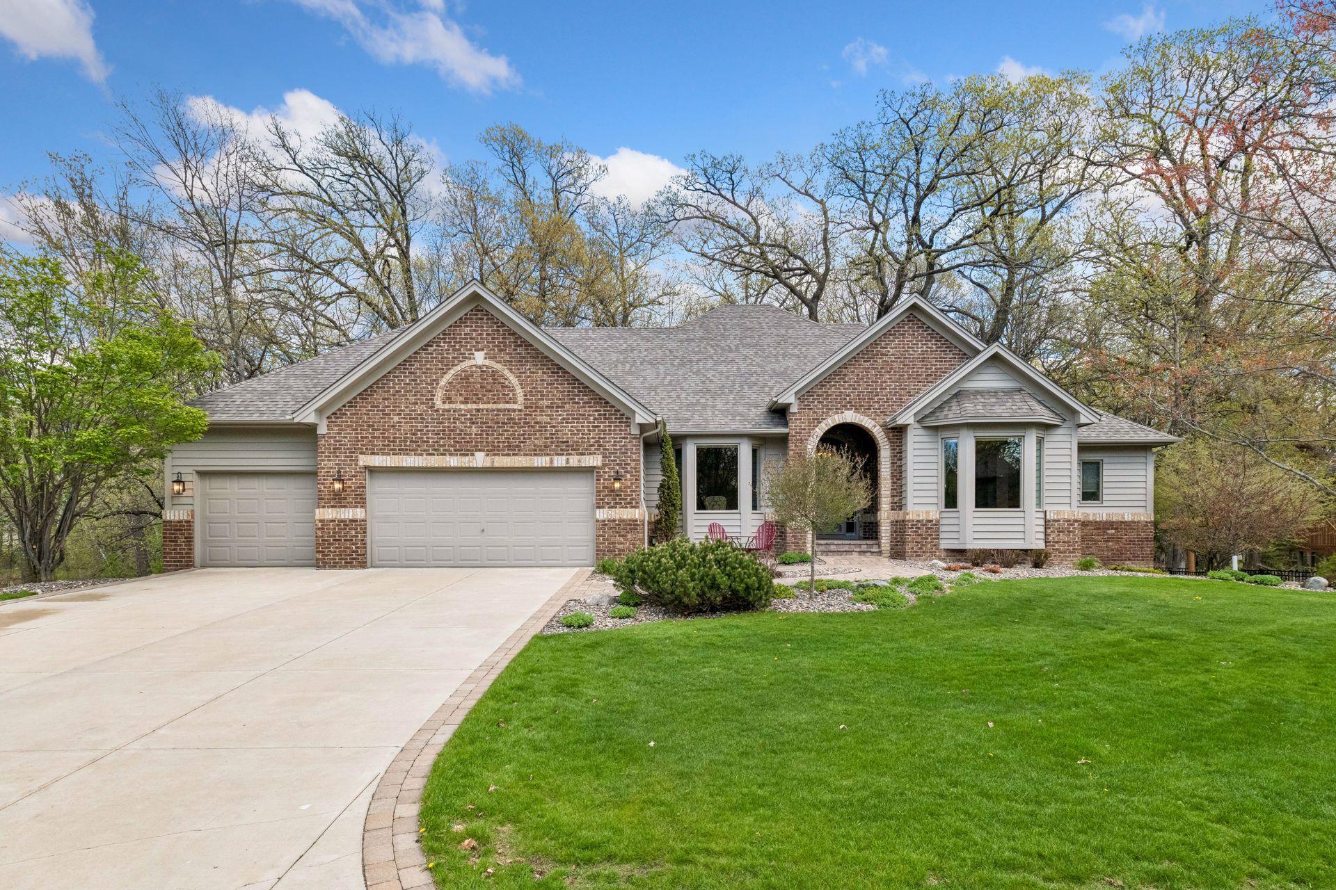 2865 Autumn Woods Drive