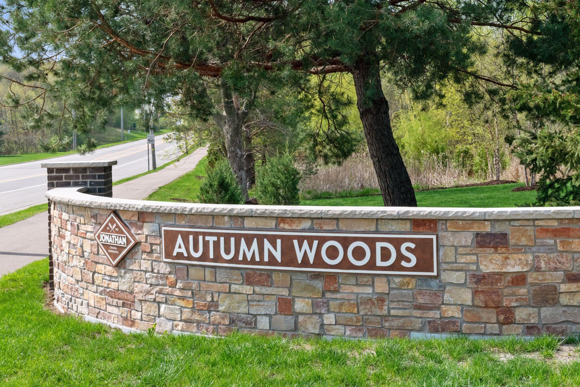 2865 Autumn Woods Drive