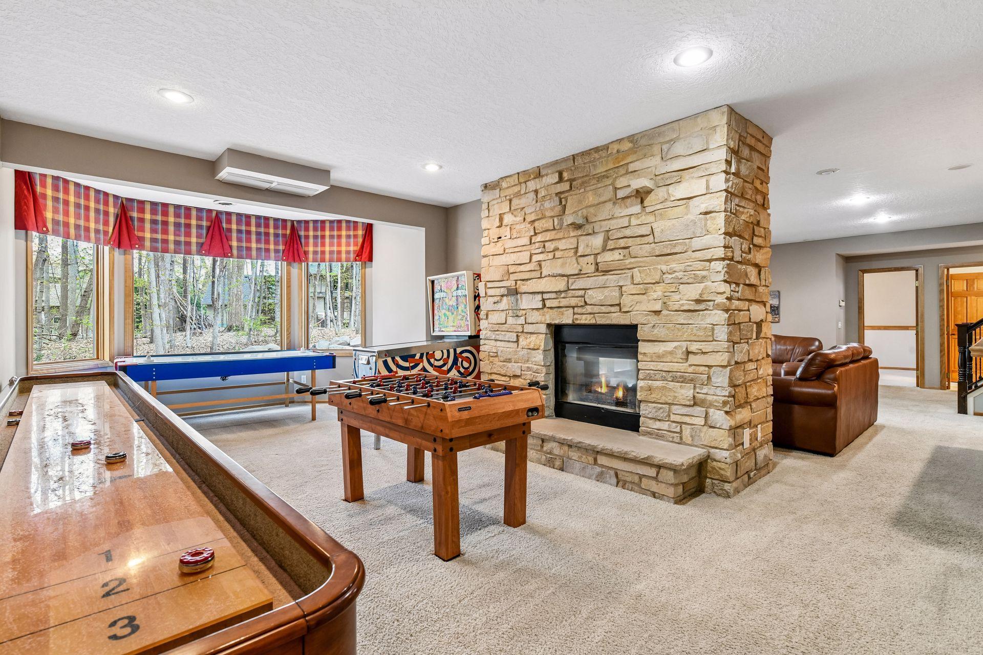 2865 Autumn Woods Drive