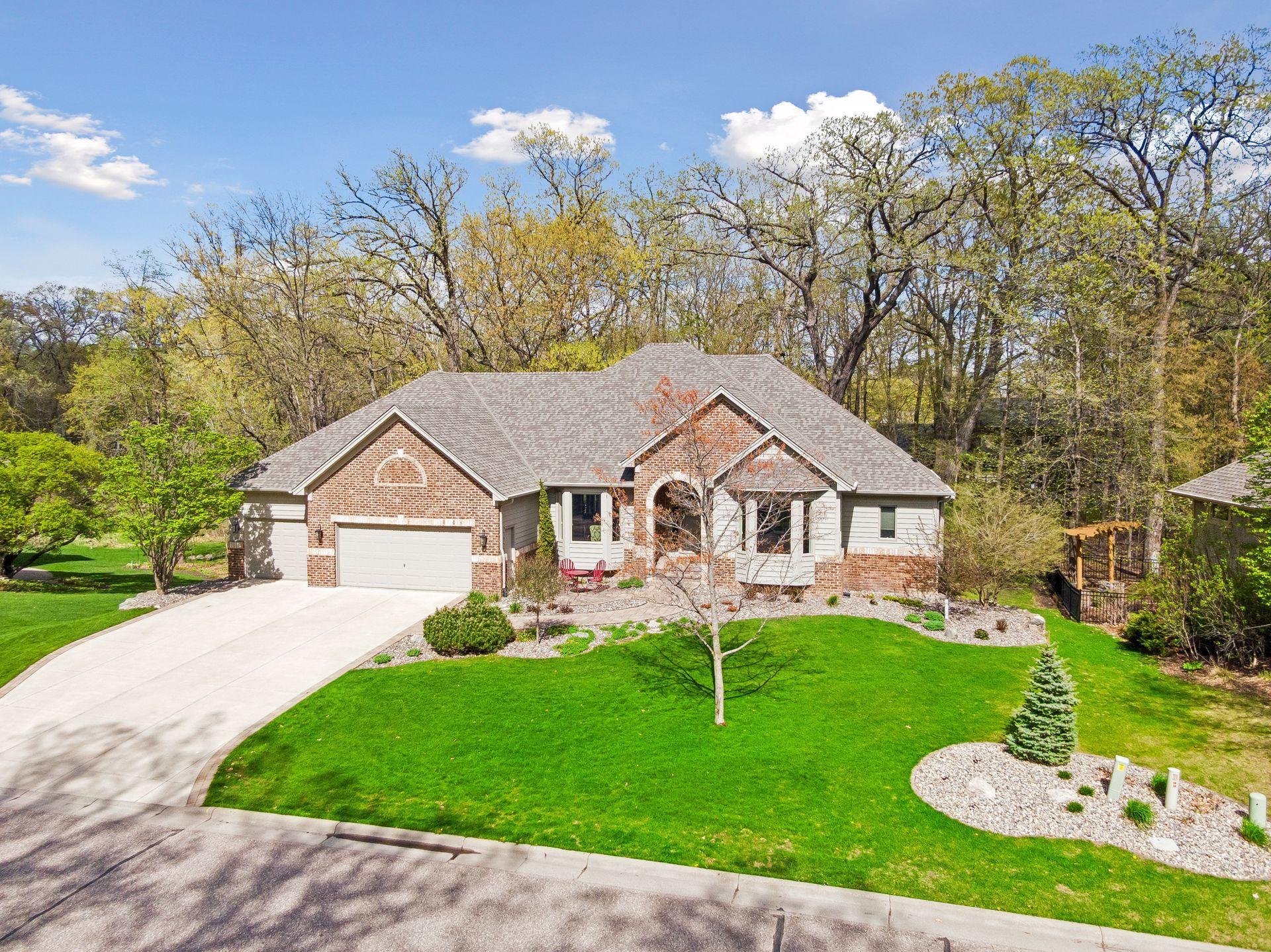 2865 Autumn Woods Drive