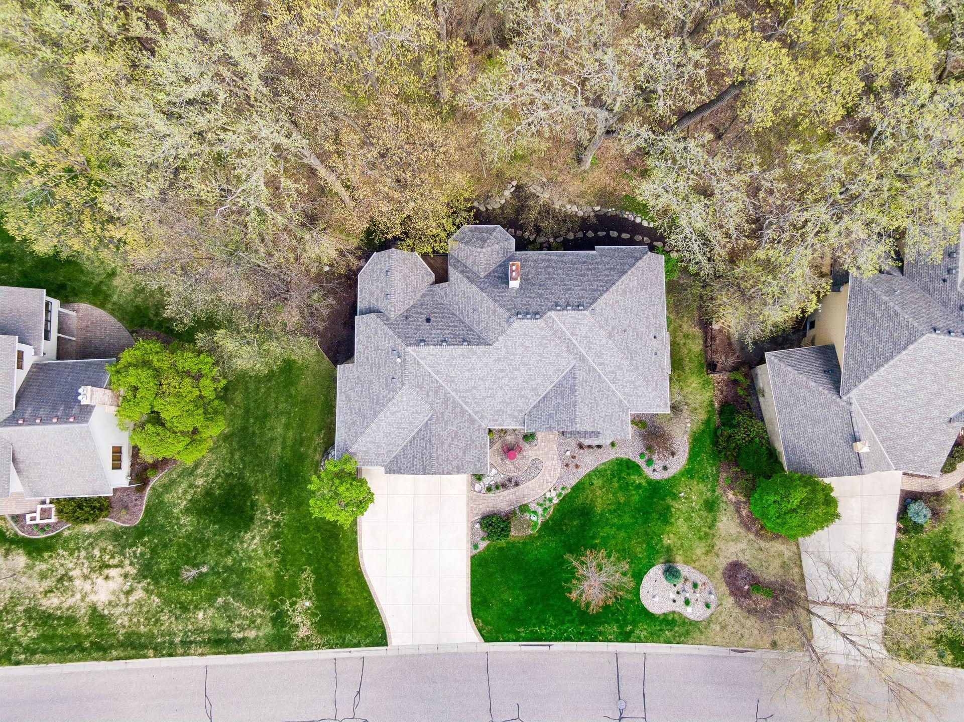 2865 Autumn Woods Drive