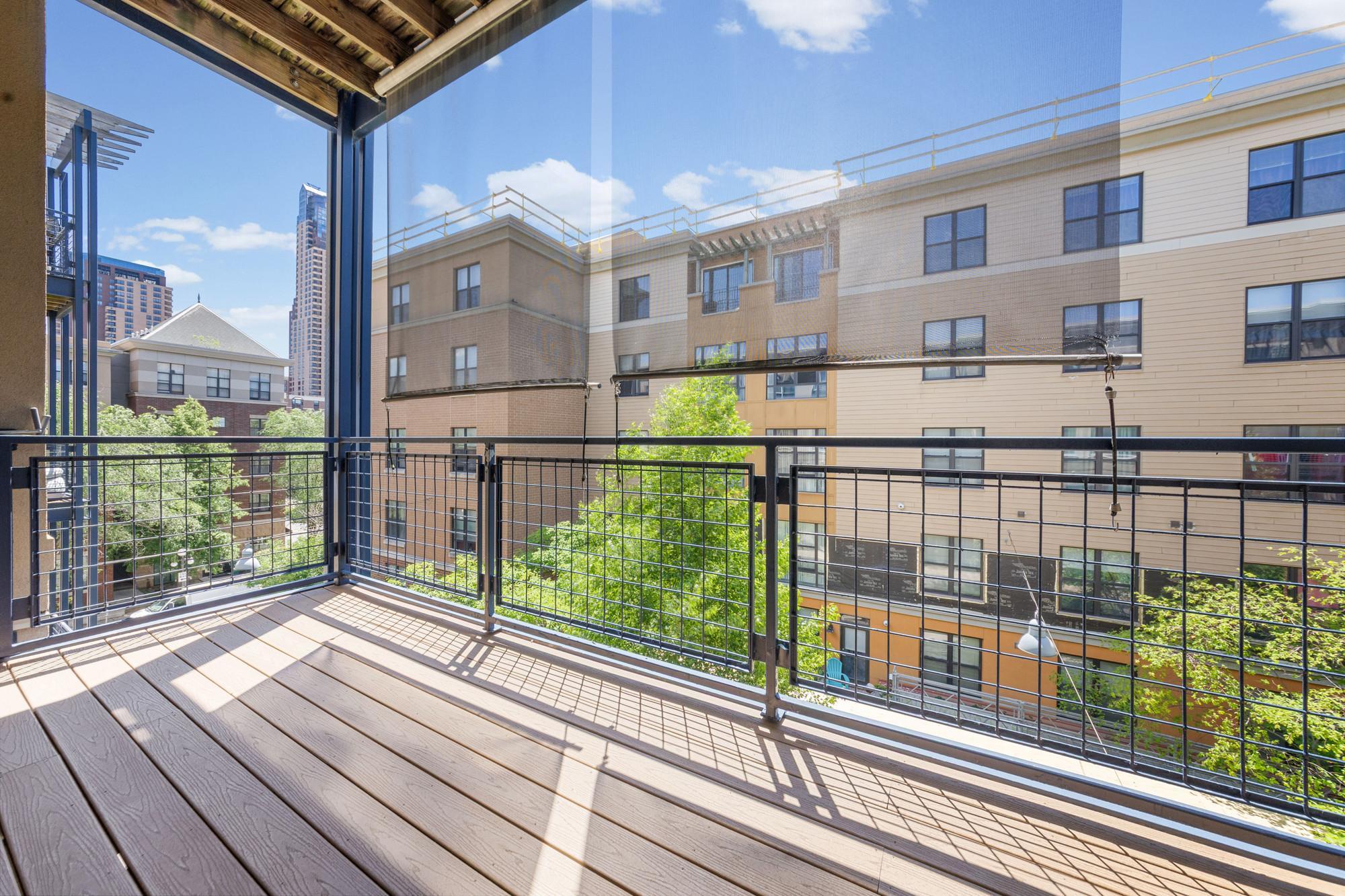 209 8th Street E Unit: 305