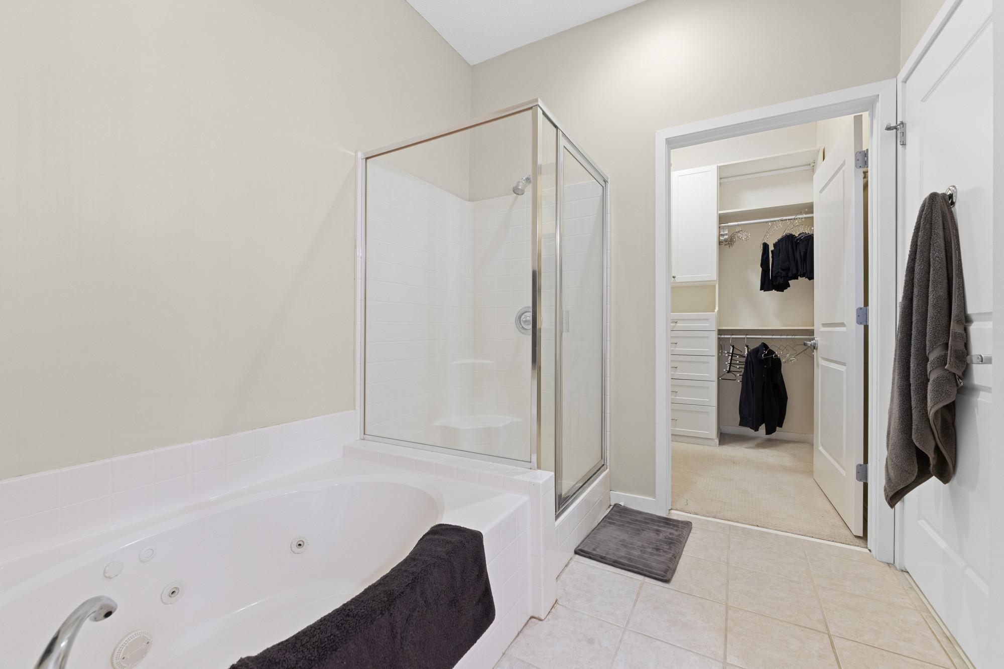 209 8th Street E Unit: 305