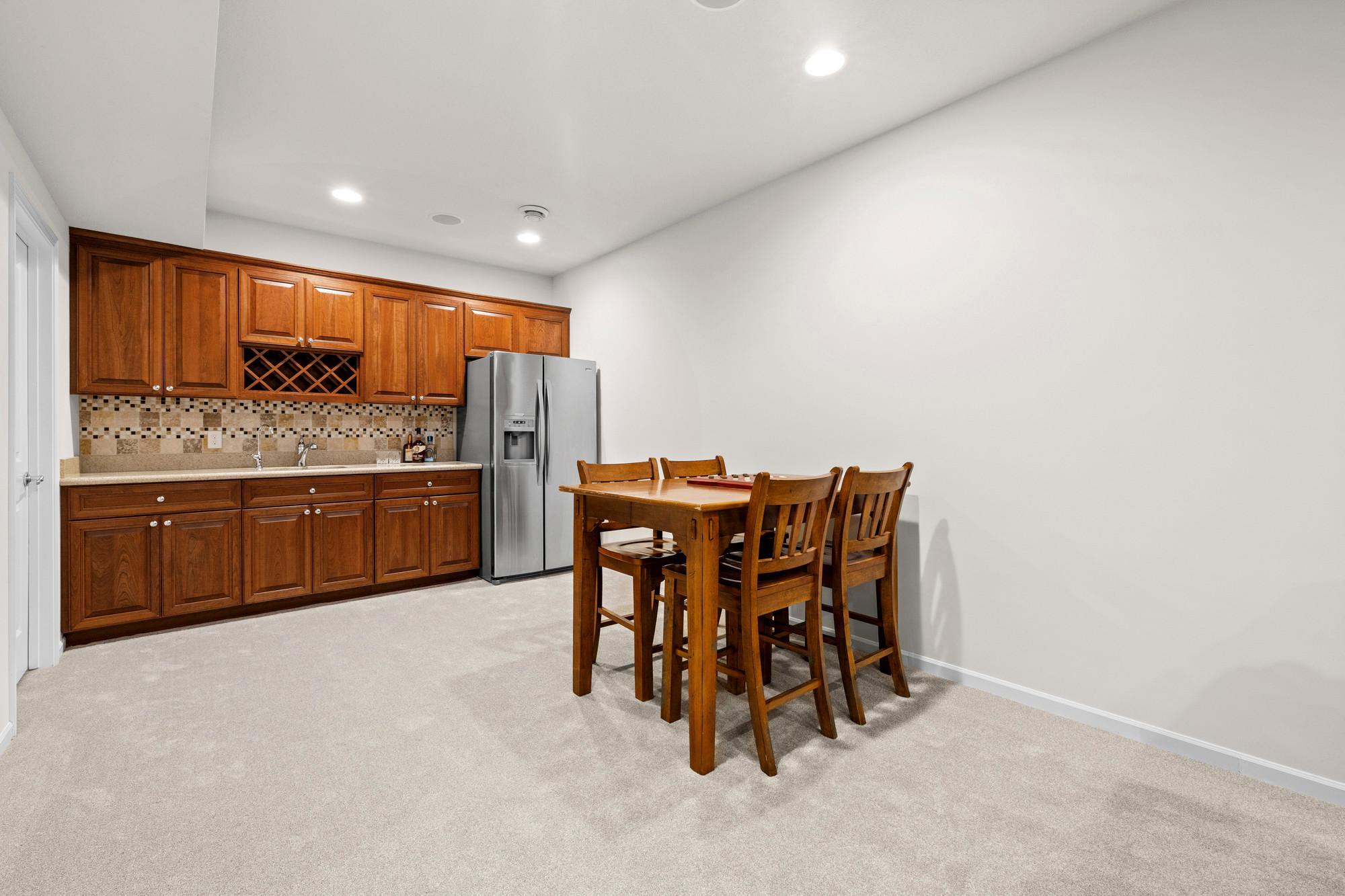 2550 Arrowhead Lane