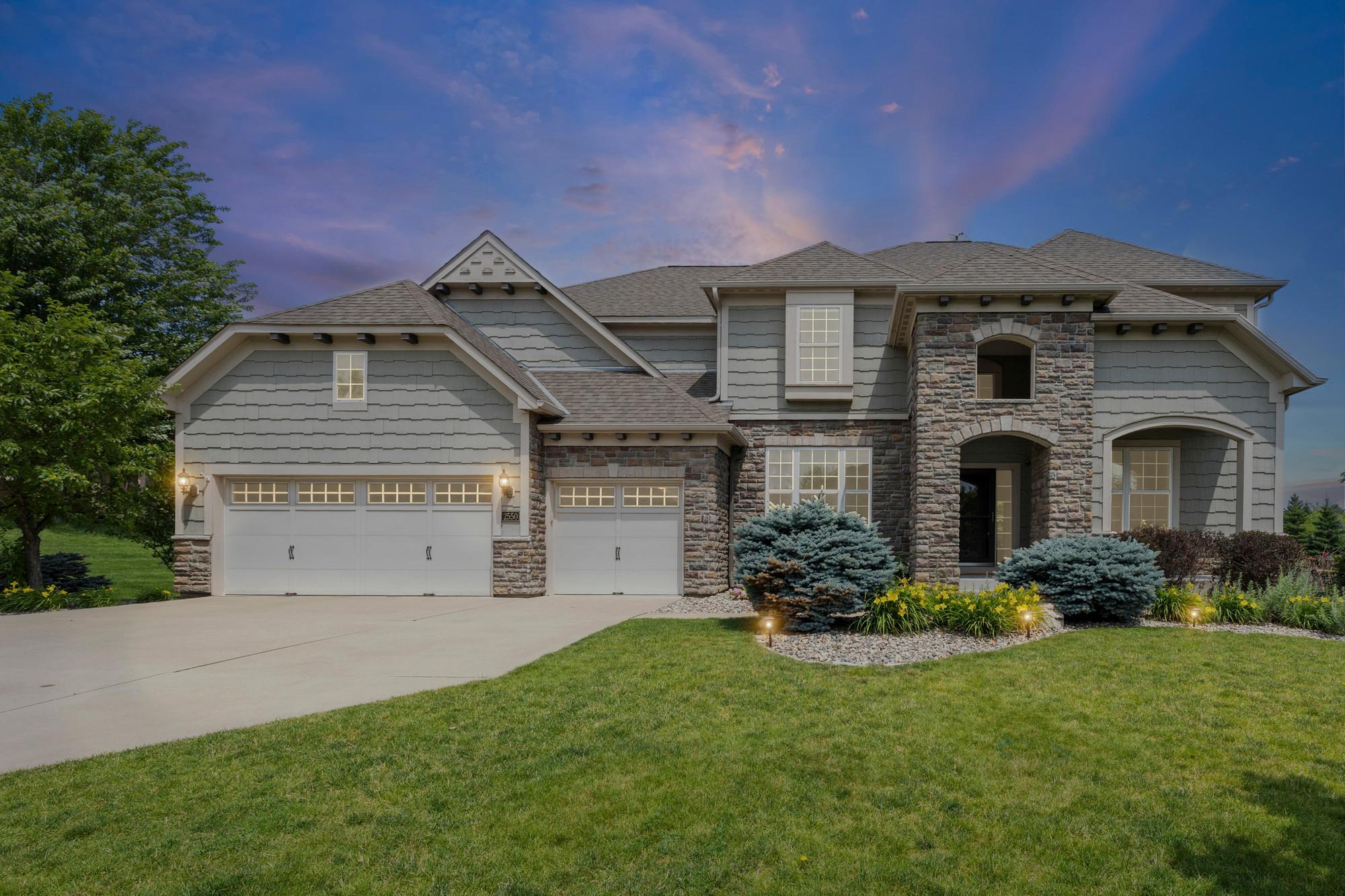 2550 Arrowhead Lane
